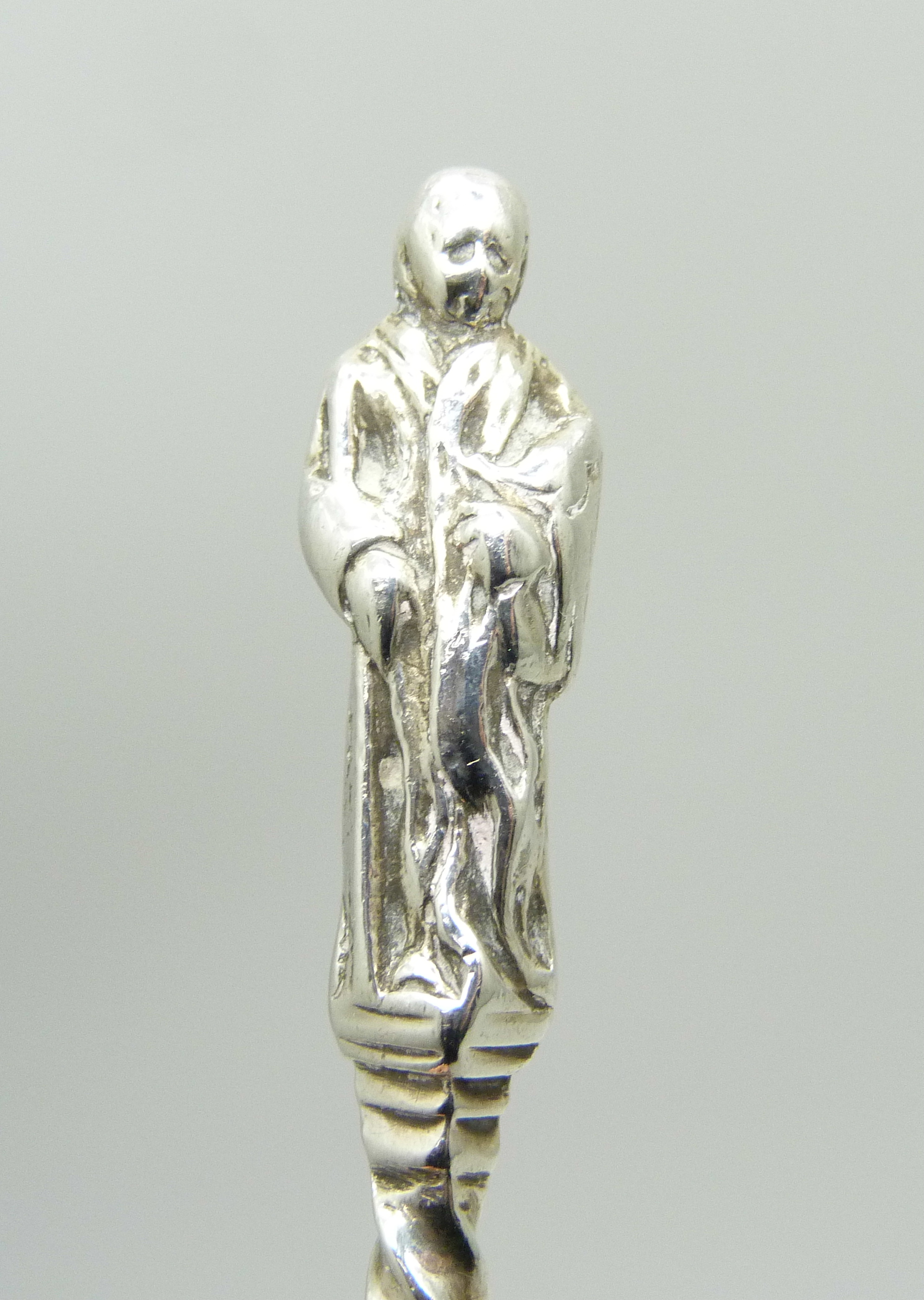 A silver Apostle spoon, London 1902, 49g - Image 2 of 7