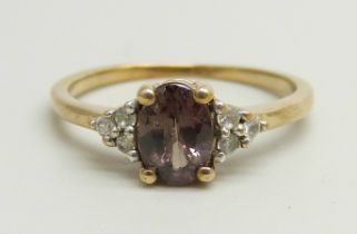 A 9ct gold, colour change garnet and white spinel ring, 2g, L