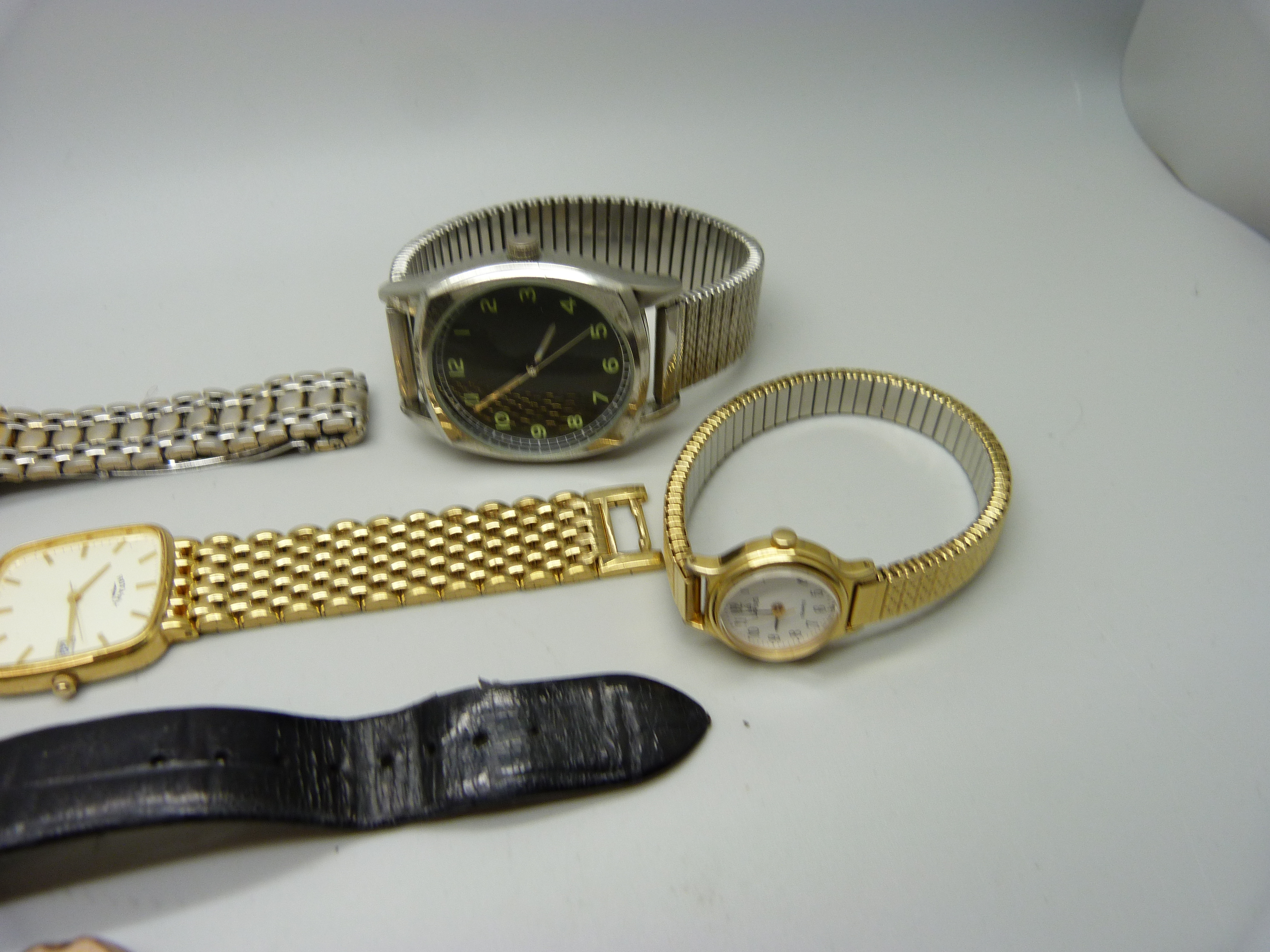 A collection of lady's and gentleman's wristwatches including Limit and Rotary - Image 4 of 4