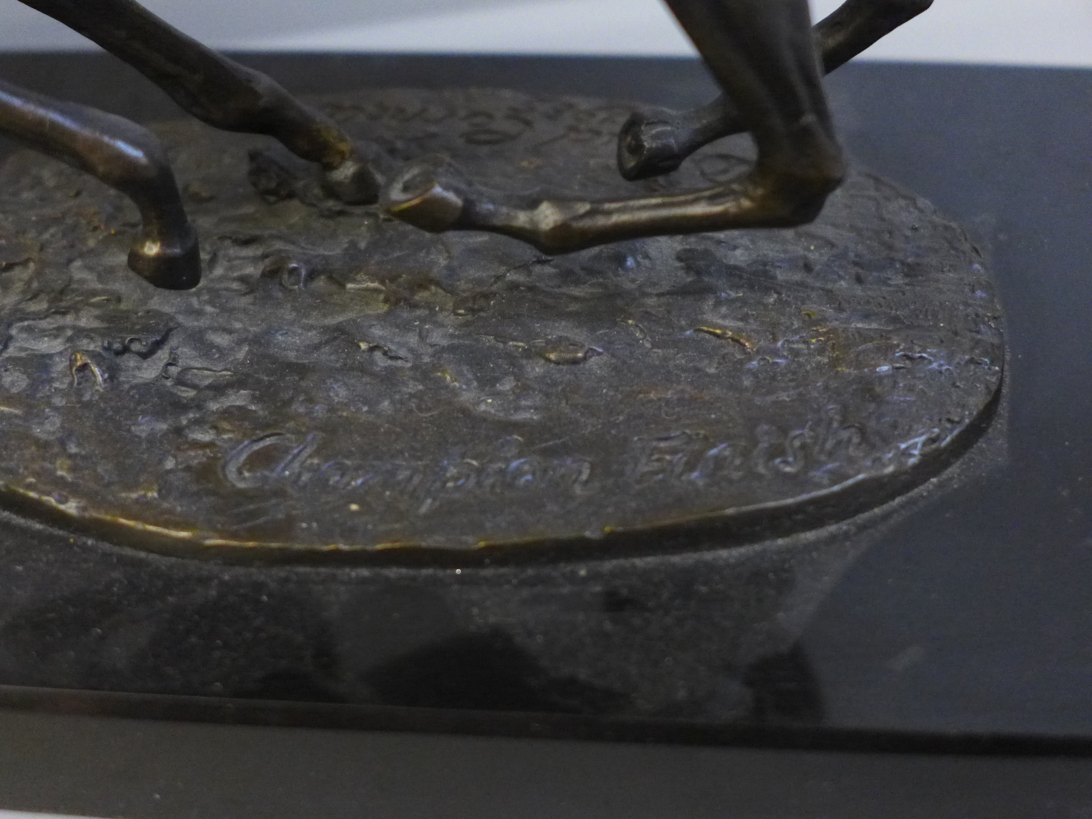 A bronze model of Lester Piggott on Nijinsky, modelled by David Cornell, 1985 on a black marble - Image 5 of 5