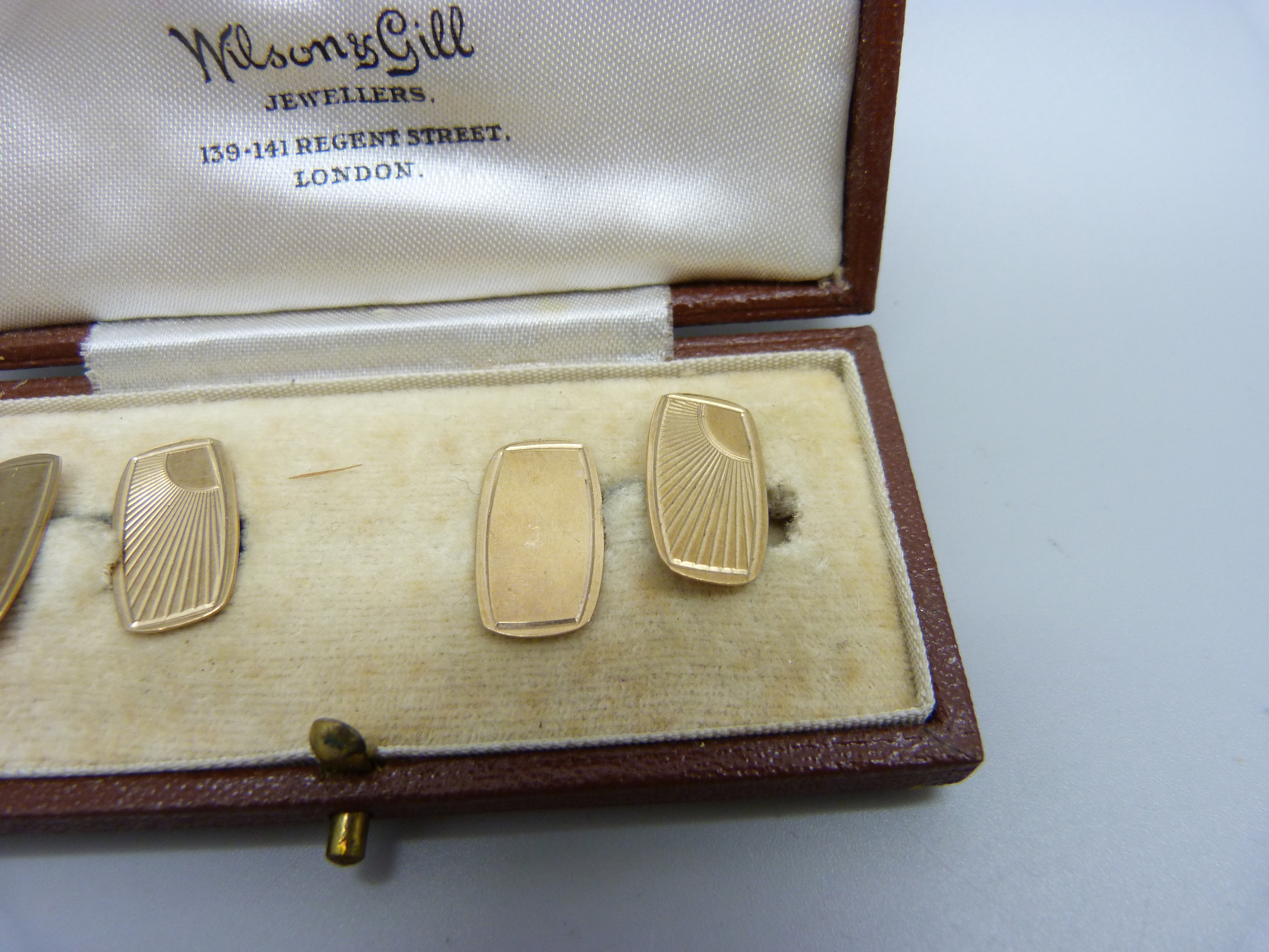 A pair of 9ct gold Art Deco cufflinks in a fitted case, 4g - Image 3 of 4