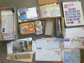 A large collection of loose stamps, postal history, accessories - Light Mess Lupe, electric