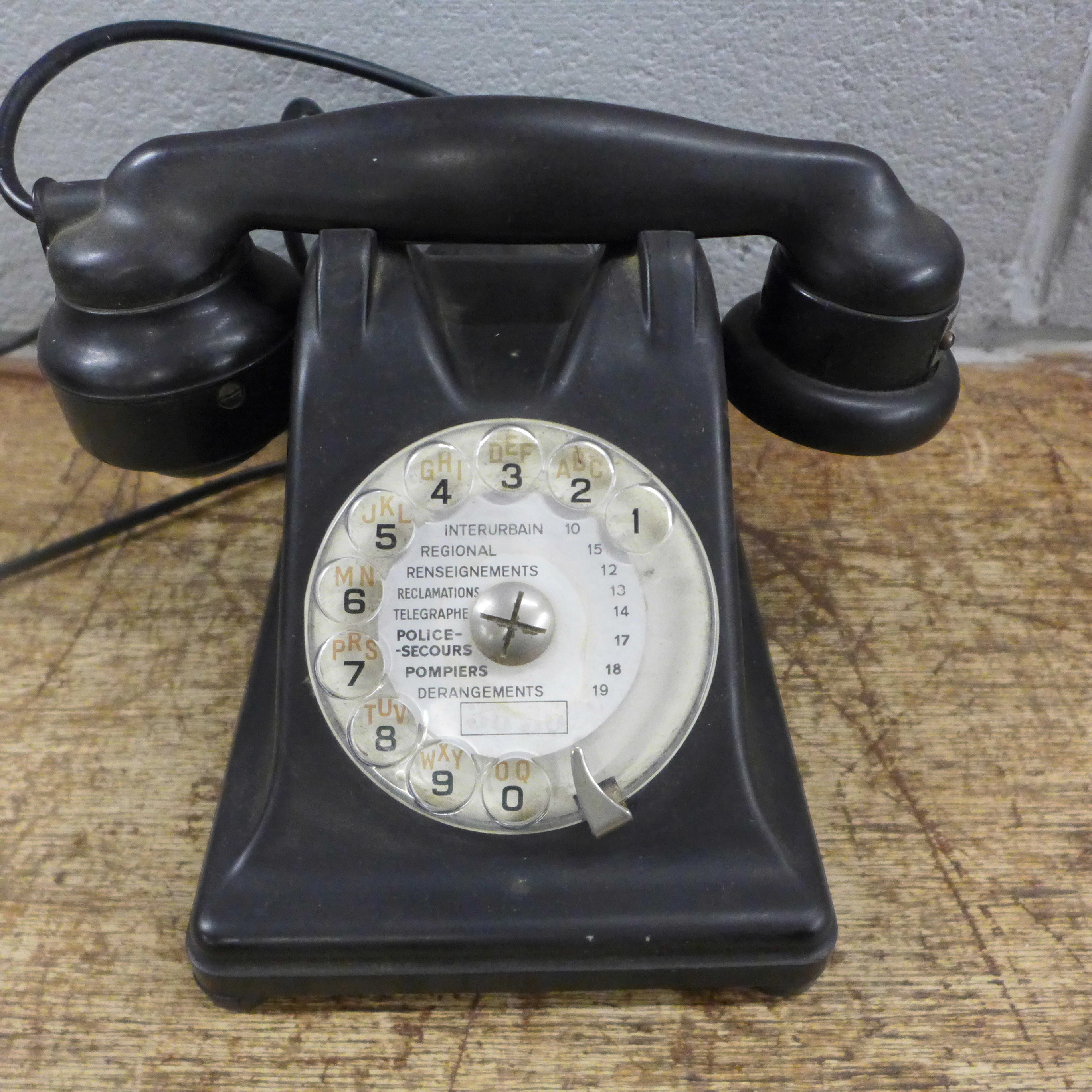 Three Bakelite telephones including a French example - Image 4 of 7