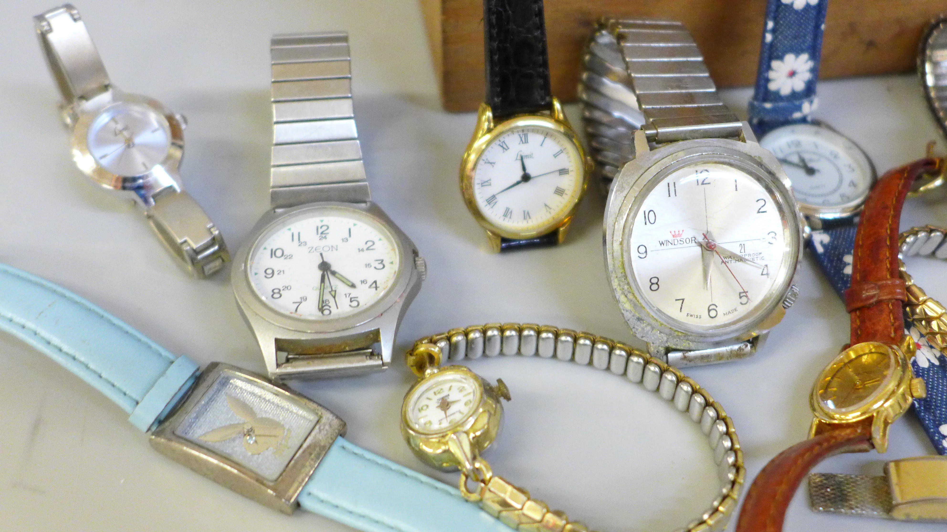 A collection of wristwatches - Bild 2 aus 5