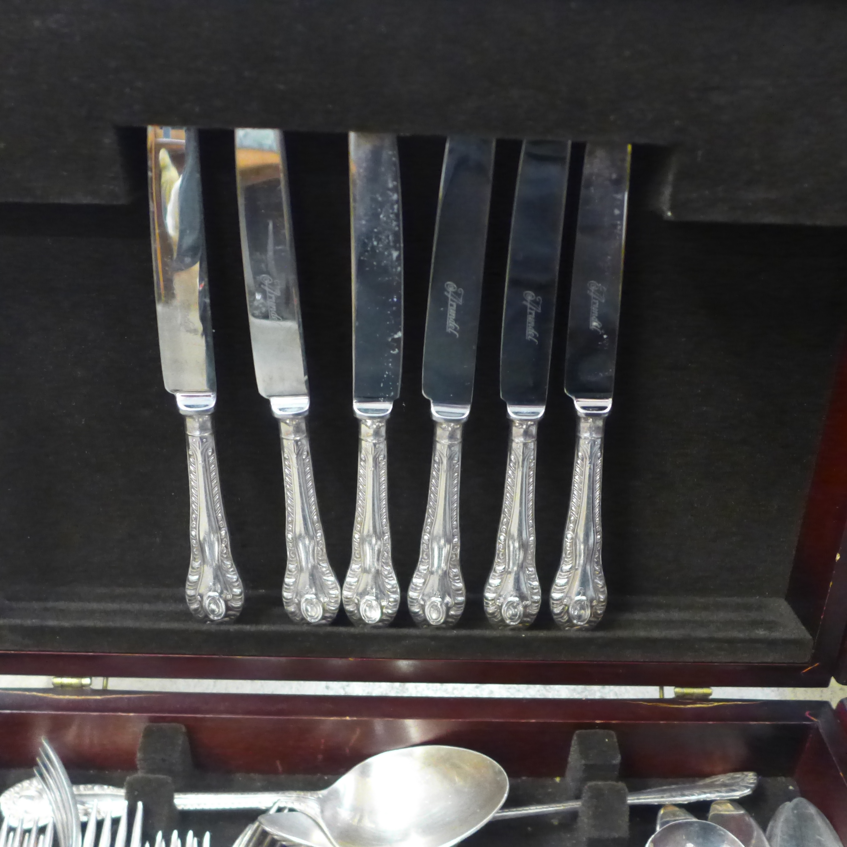 Two canteens of Sheffield plate cutlery - Image 2 of 6