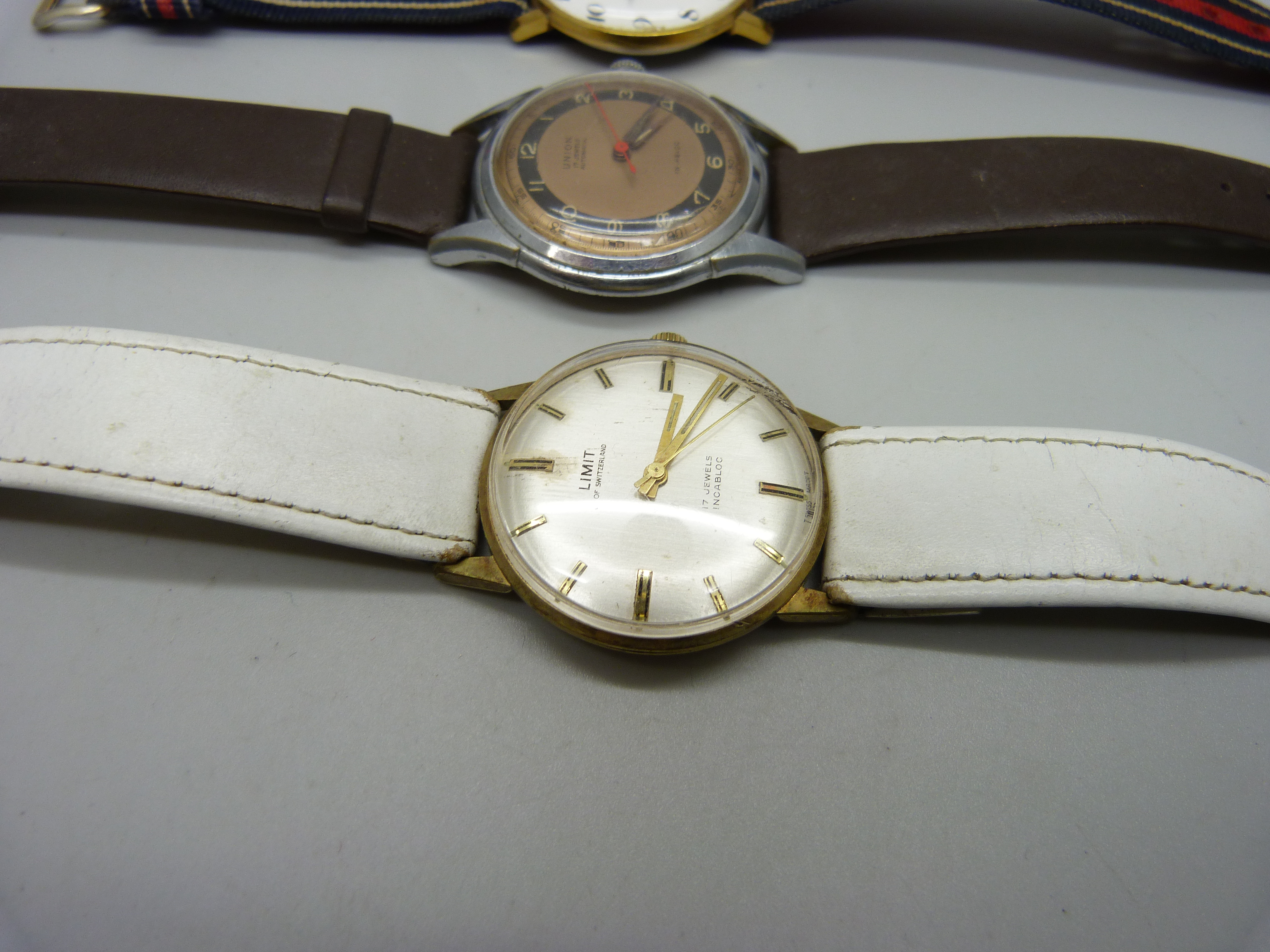 Three gentleman's mechanical wristwatches, Union automatic, Avia and Limit - Image 4 of 5