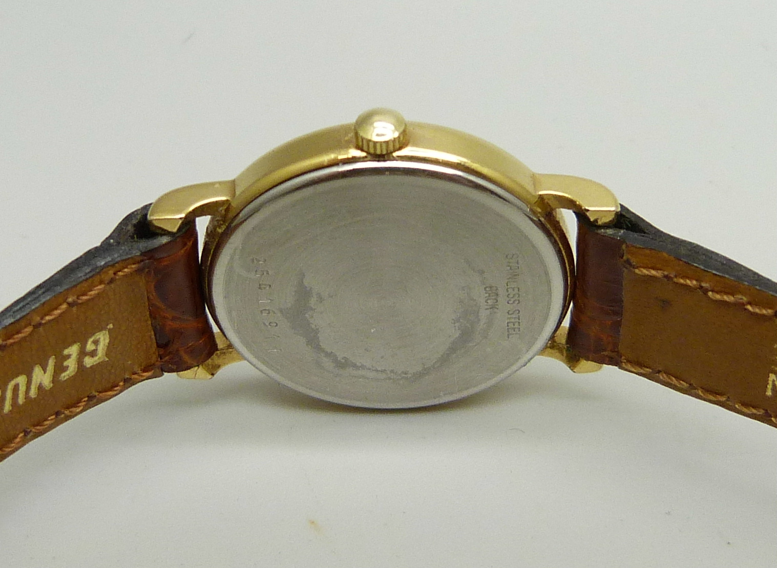 A lady's Longines quartz wristwatch on a Cobra leather strap, 25mm including crown - Image 4 of 4