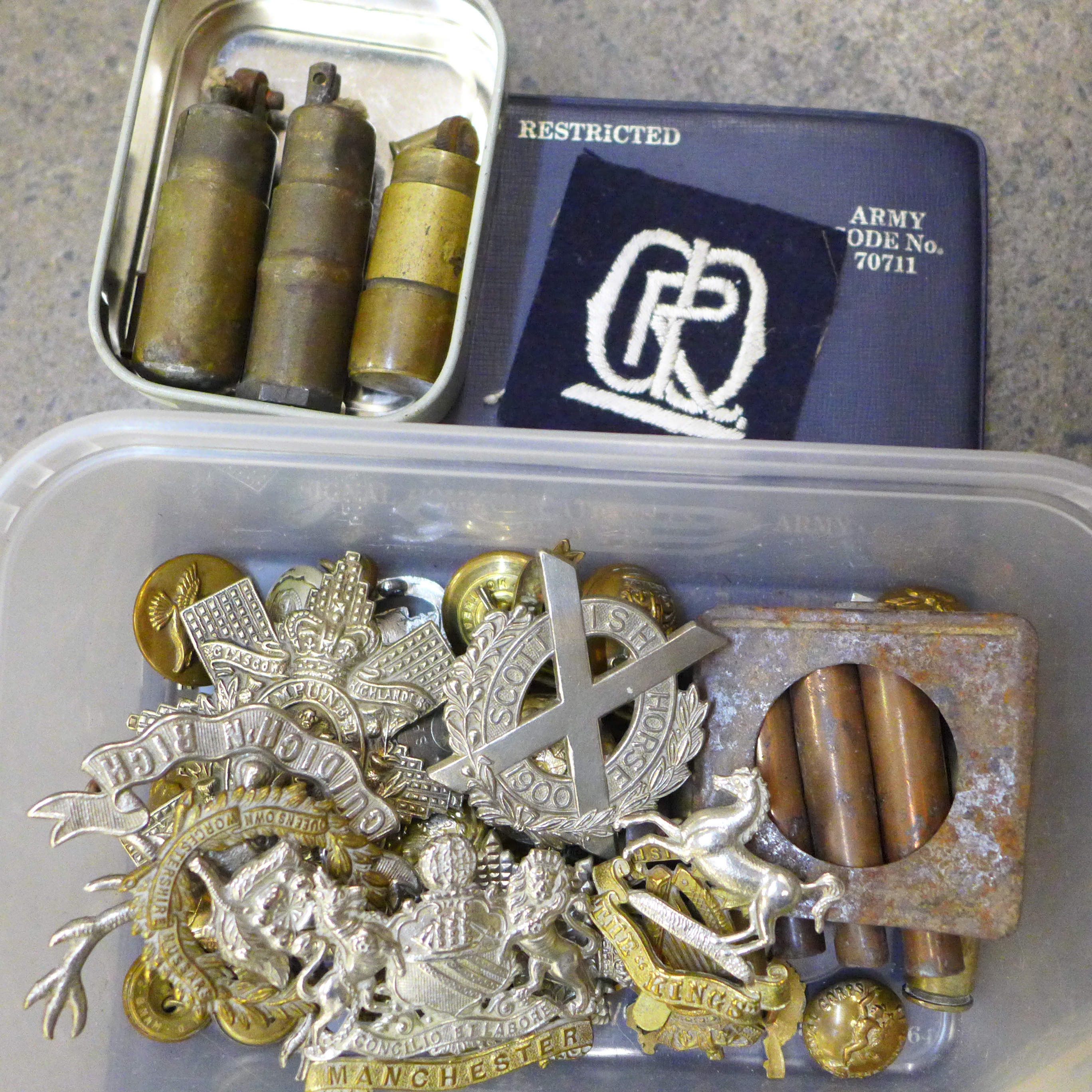 A suitcase containing military items from WWI onwards, assorted cap badges including Glasgow - Image 7 of 14