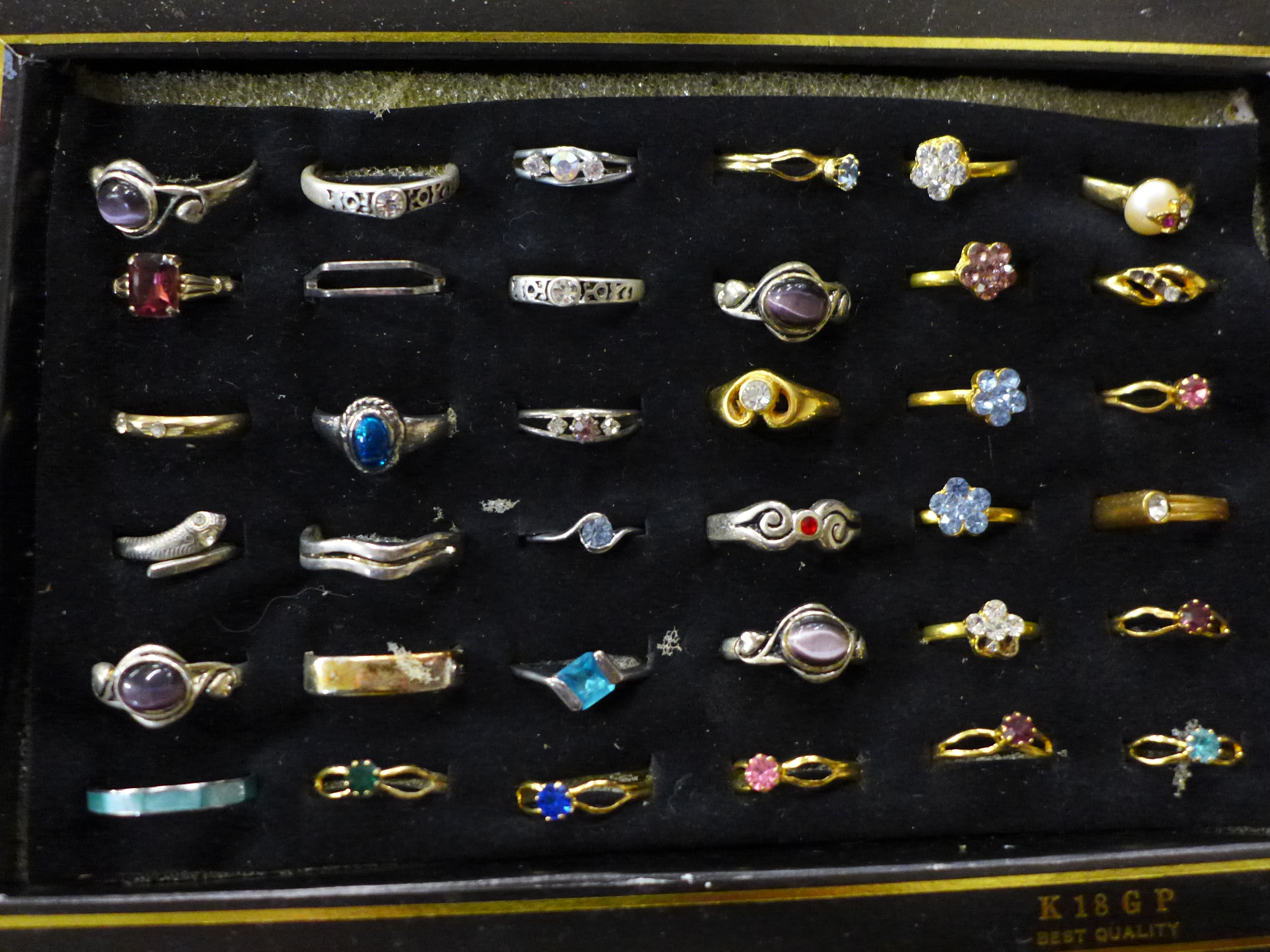 A box of mixed costume jewellery, earrings, fashion rings, bead necklaces, etc., and a set of Thomas - Image 5 of 6