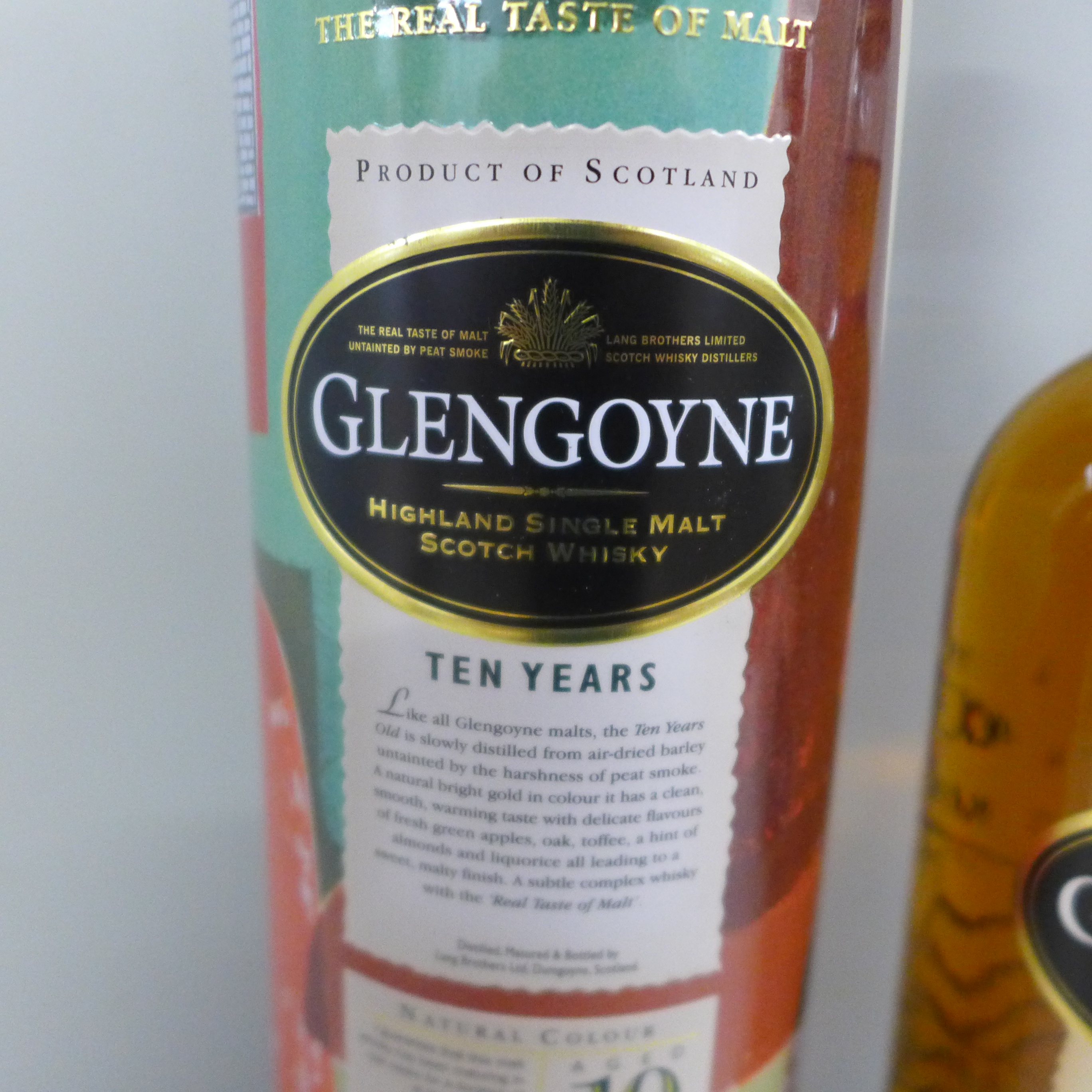 A bottle of Glengoyne Highland Single Malt Scotch Whisky in tin container - Image 2 of 5