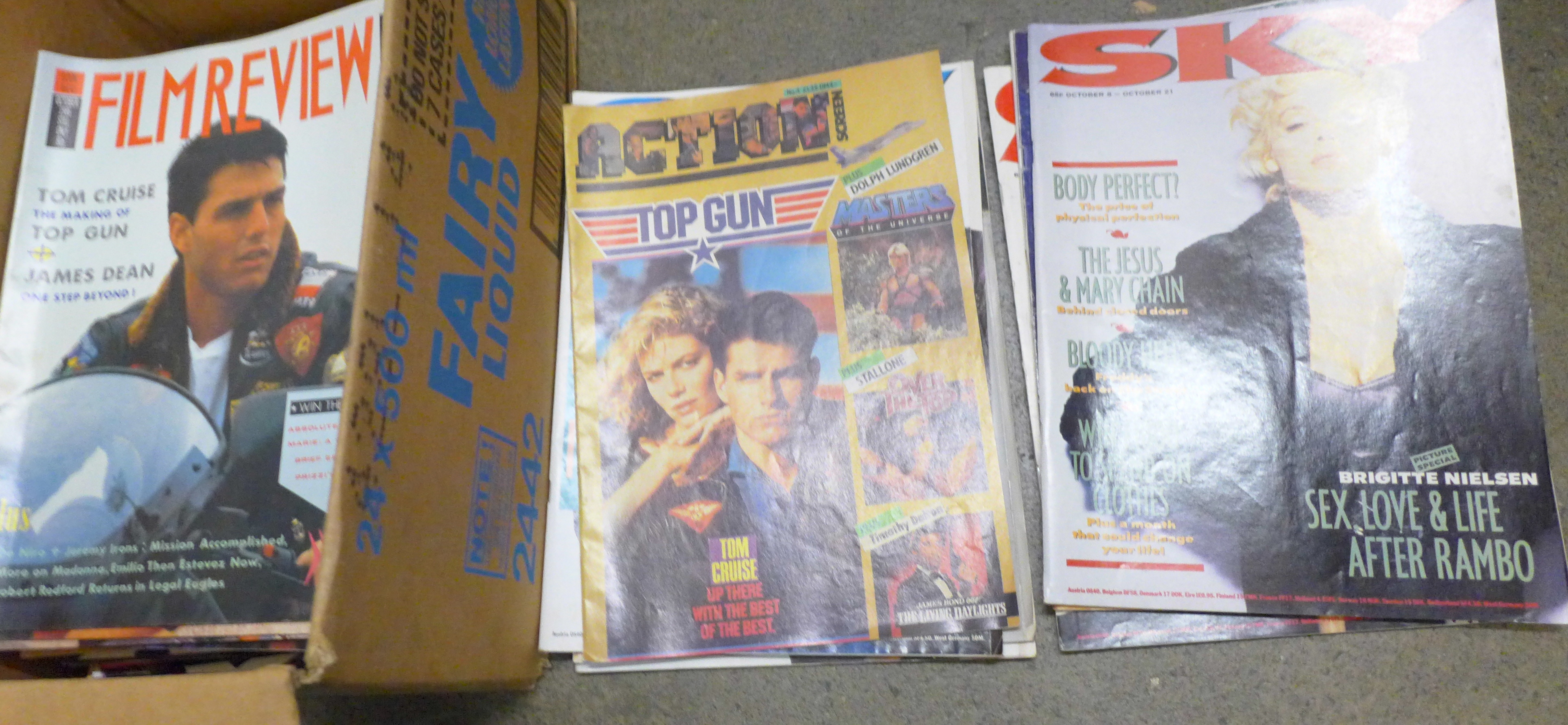 A collection of Sky and Film Review magazines, 1980s onwards - Bild 2 aus 3