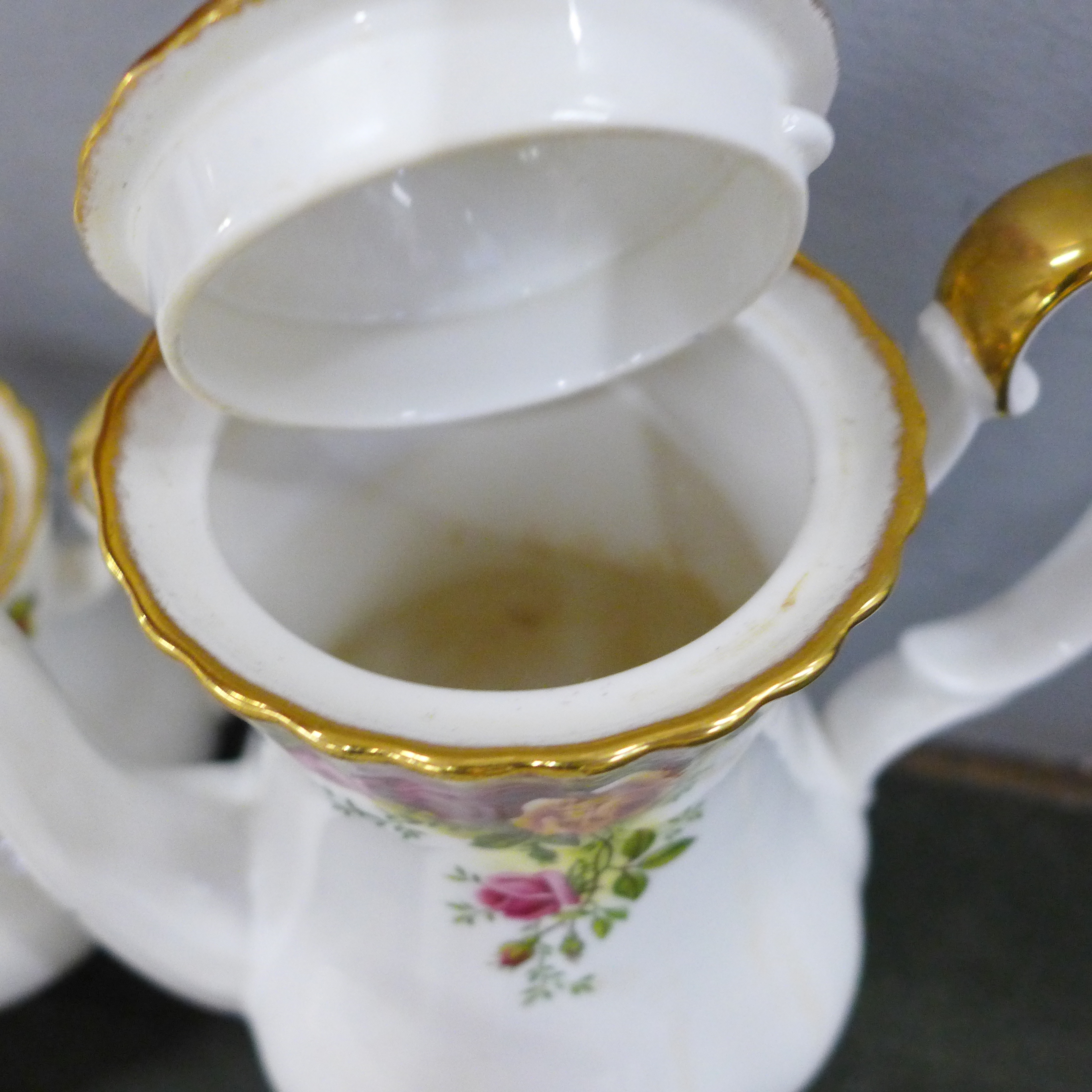 A collection of Royal Albert Old Country Roses tea and coffee wares (coffee pot and milk jug a/ - Image 9 of 11