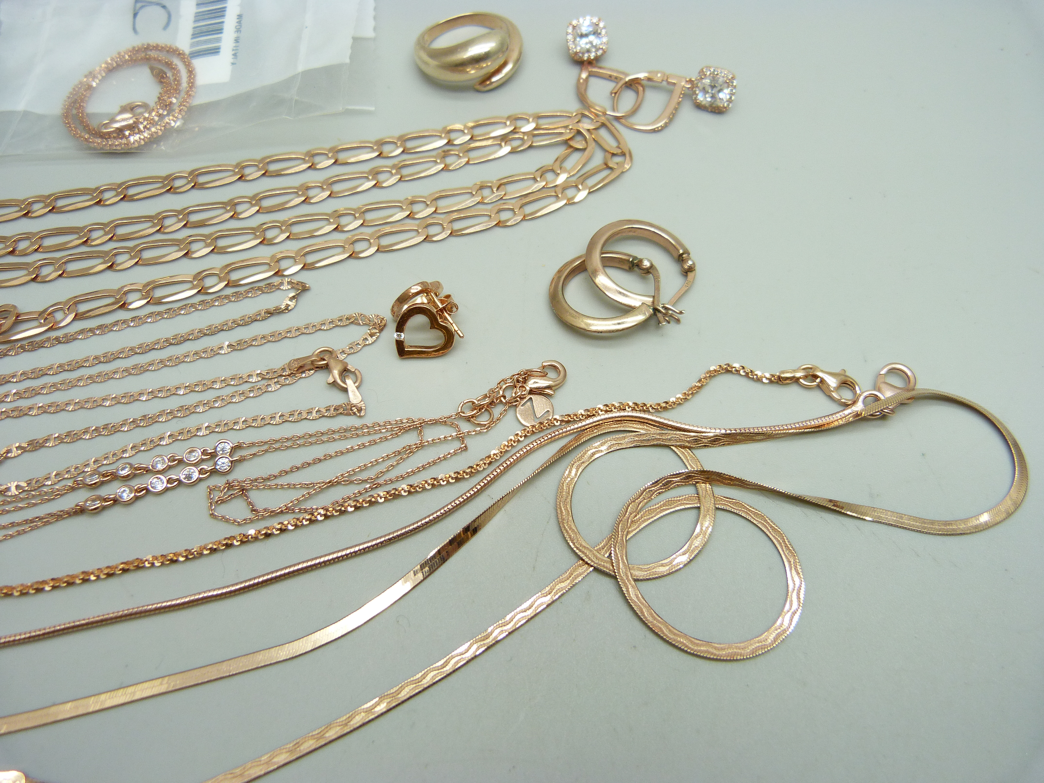 Rose gold gilt silver jewellery including a figaro chain necklace, mariner link necklace, flat snake - Image 2 of 3