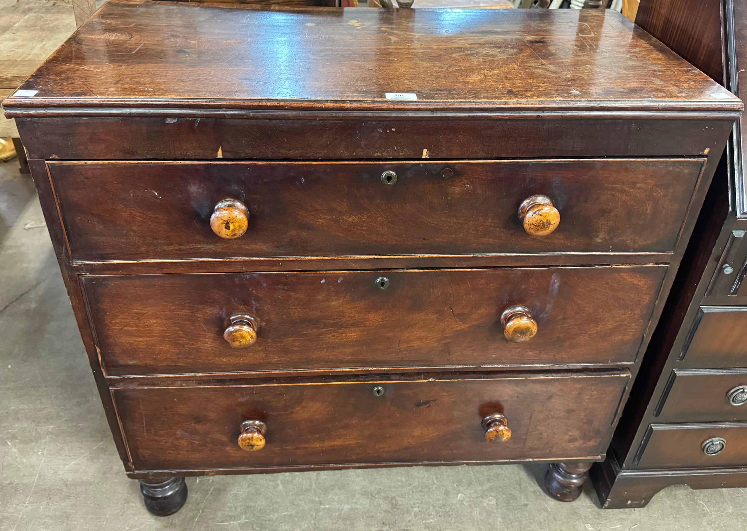 A Victorian mahogany chest of drawers - Image 2 of 2