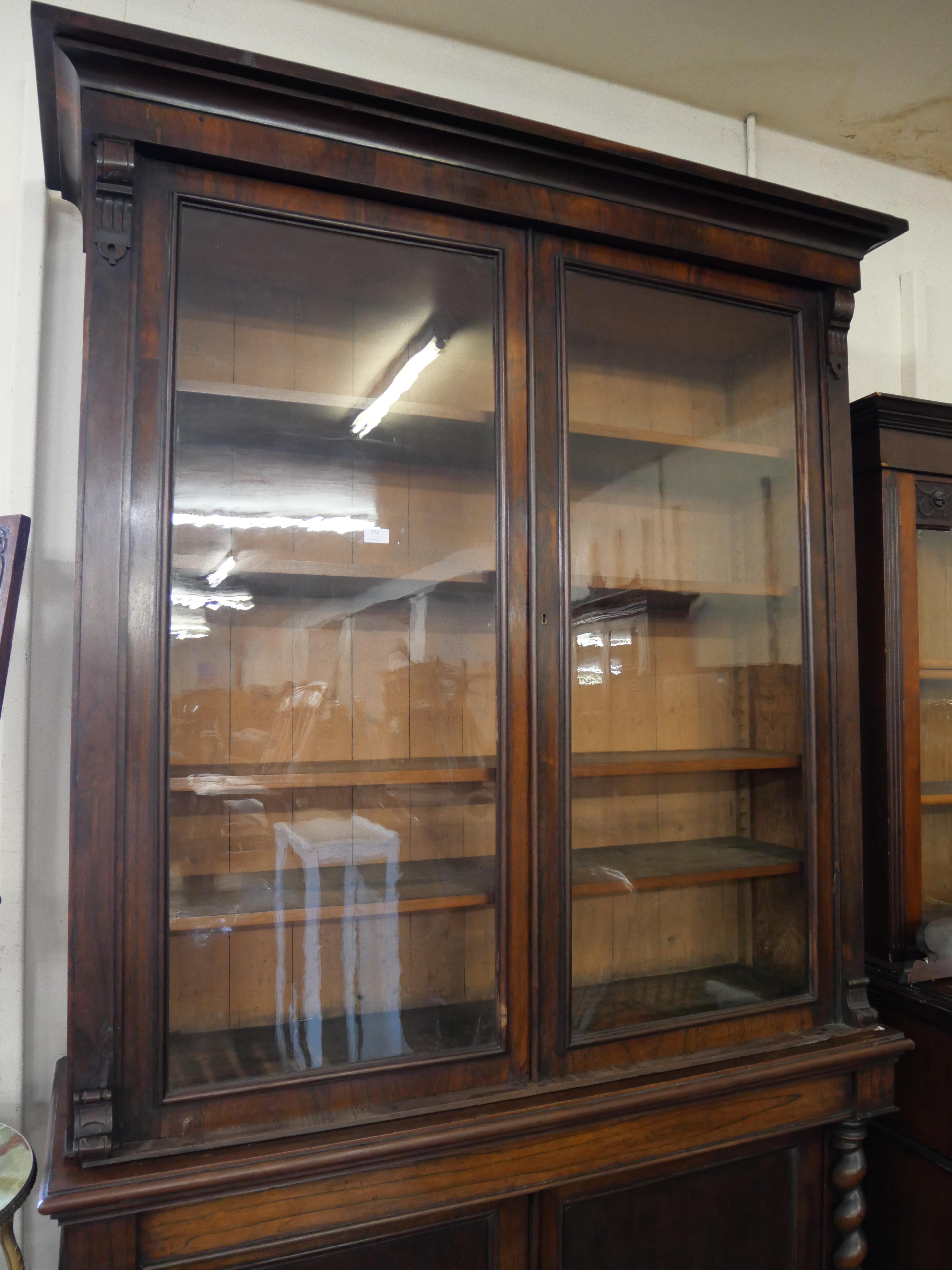 A Victorian rosewood bookcase - Image 4 of 5