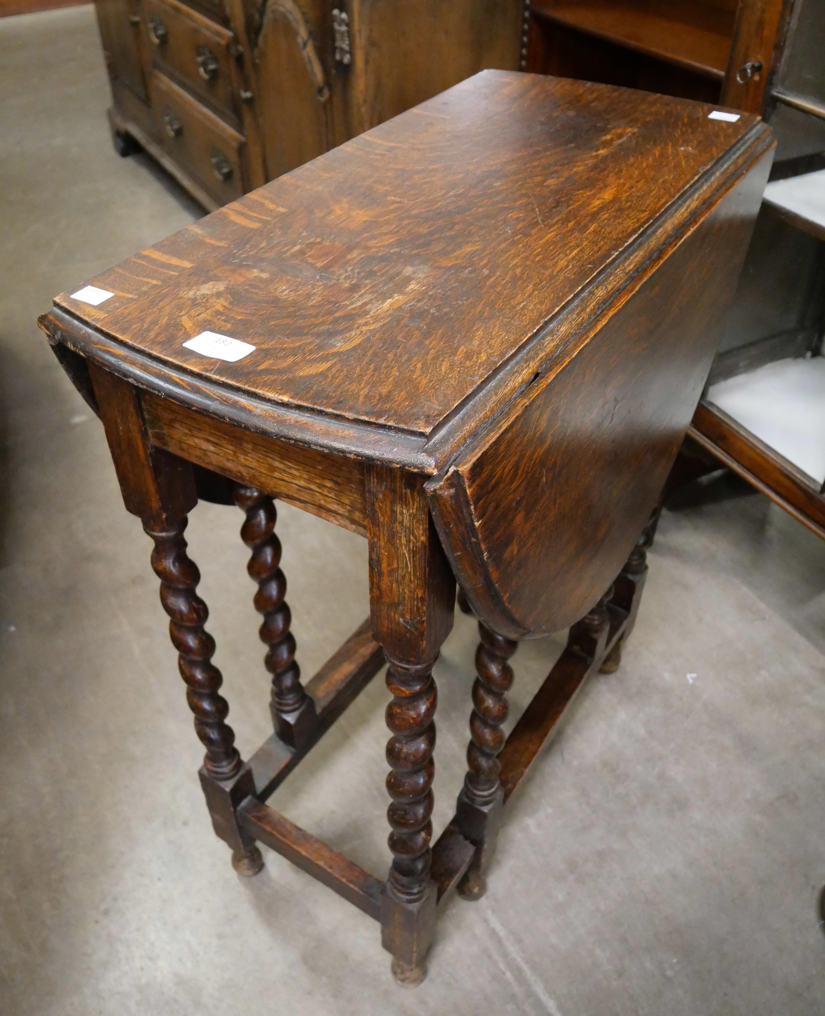 A small early 20th Century oak barleytwist gateleg table