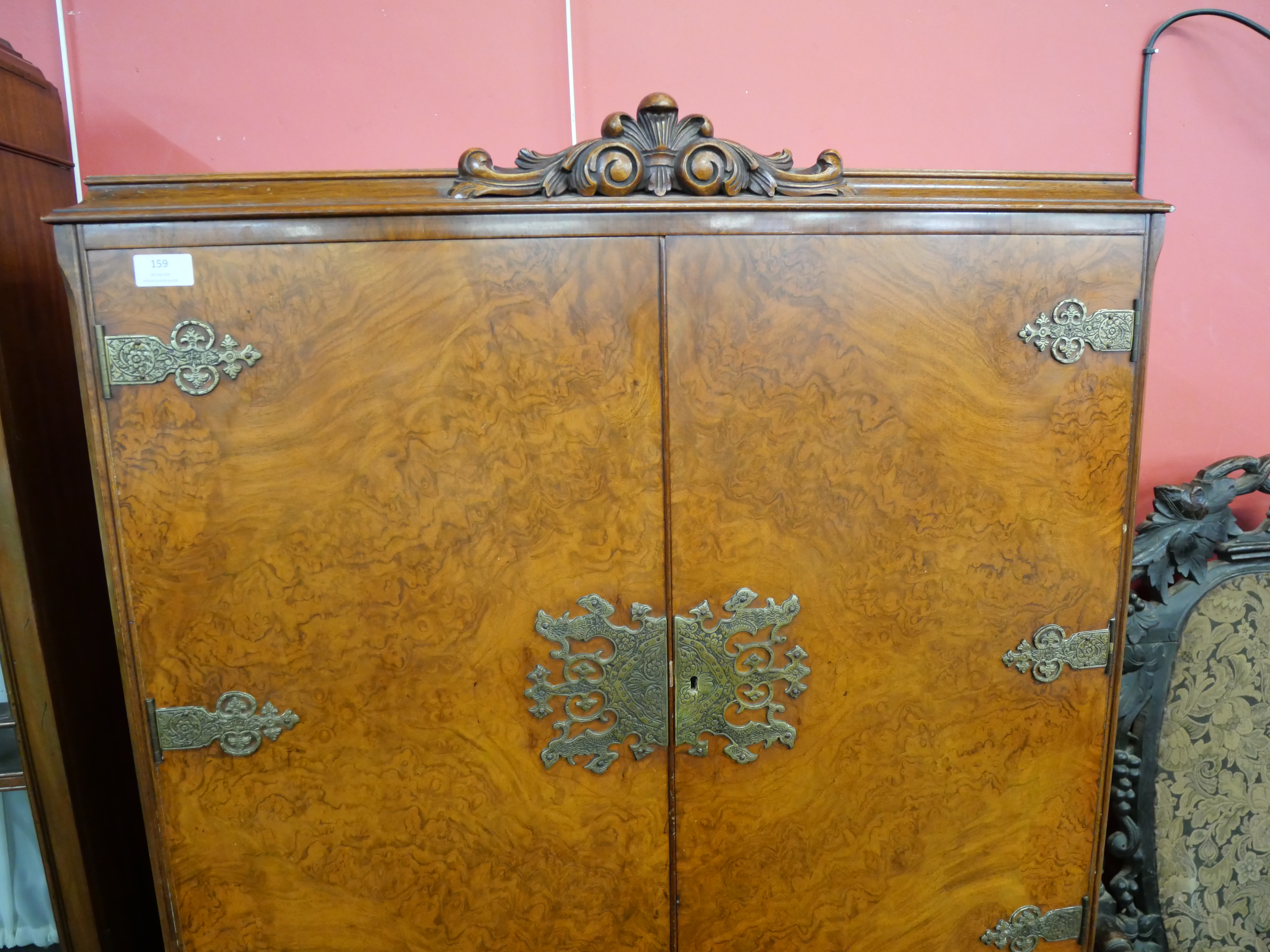 A Queen Anne style figured walnut cocktail cabinet - Image 2 of 7