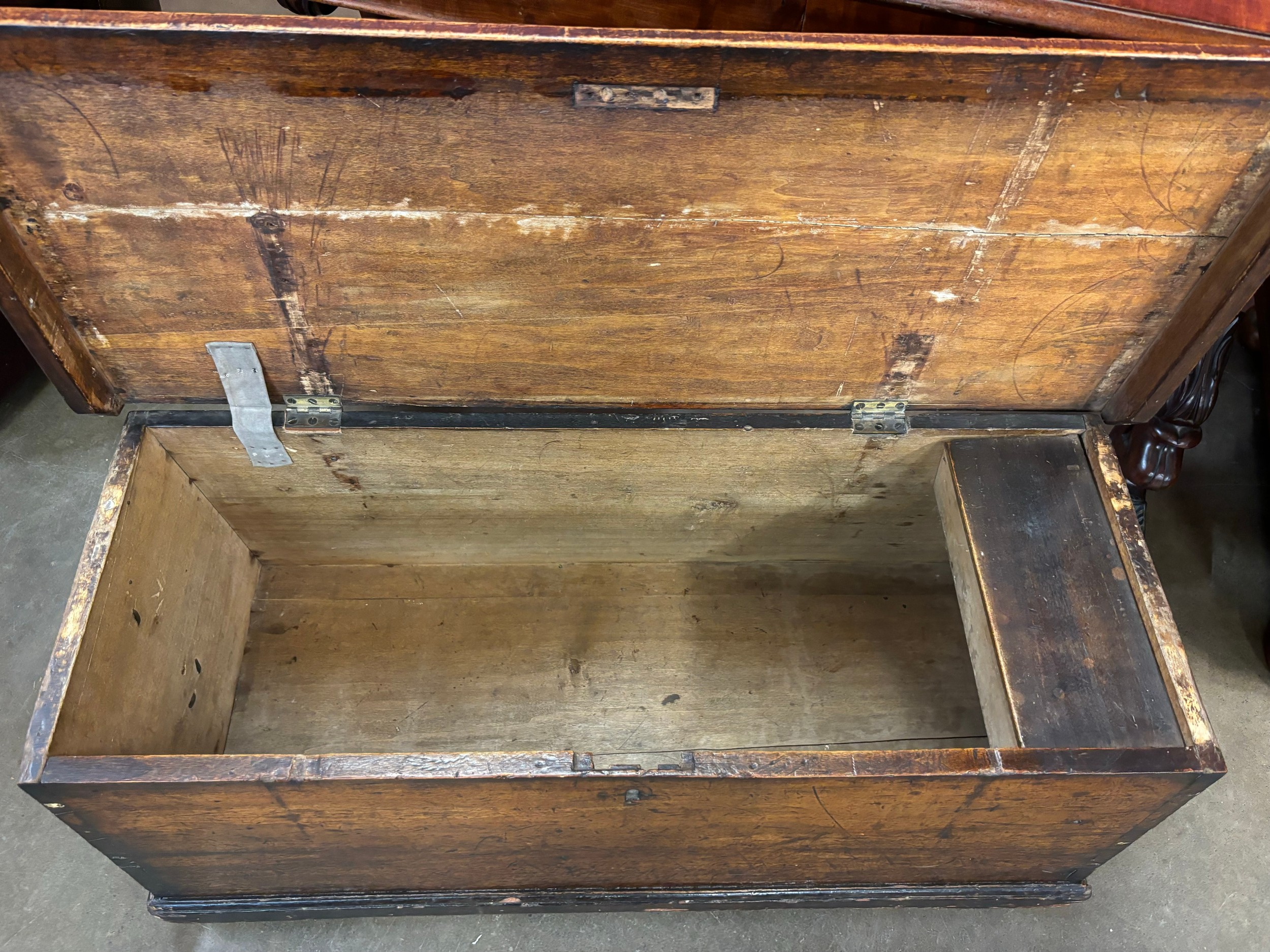 A Victorian teak ships chest - Image 2 of 2