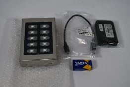 A boxed as new Sotec RF10T Wireless Bumpbar with USB Receiver.