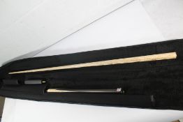 Peradon Kestrel 3/4 Jointed 8 Ball Pool Cue with Case.