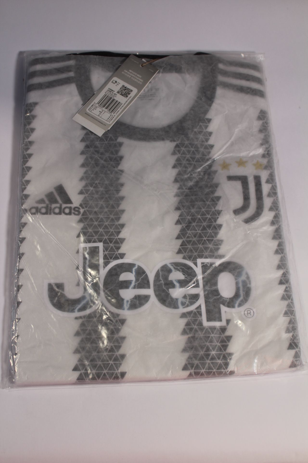 Adidas Juventus Turin Replica Home 22/23 Shirt Size UK M.