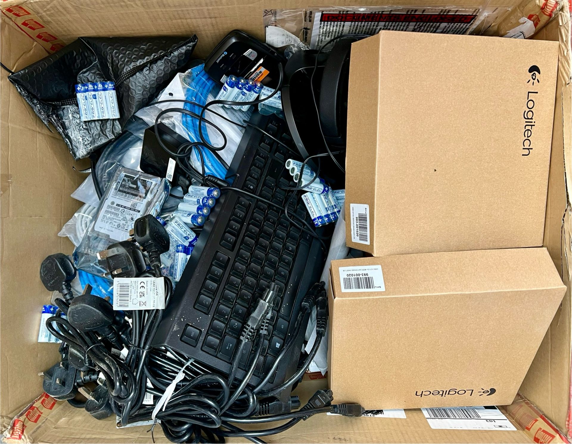 A quantity of assorted new and pre-owned electrical items and accessories (All items sold as seen).