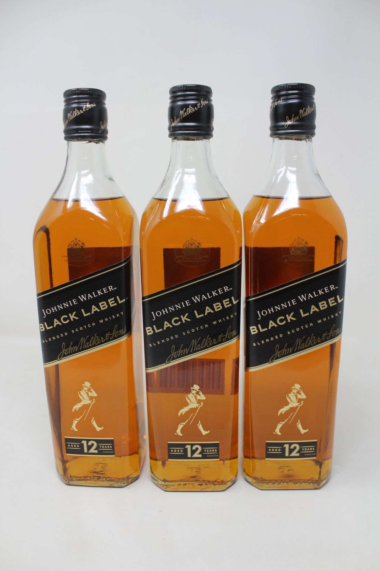 Three Johnnie Walker Black Label 12 Year Old (40%, 70cl).