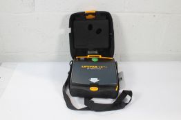 LIFEPAK CR Plus Defibrillator 3200731-028 cprMAX 1.5, Expired Battery 2023-07-30. Pre-owned.