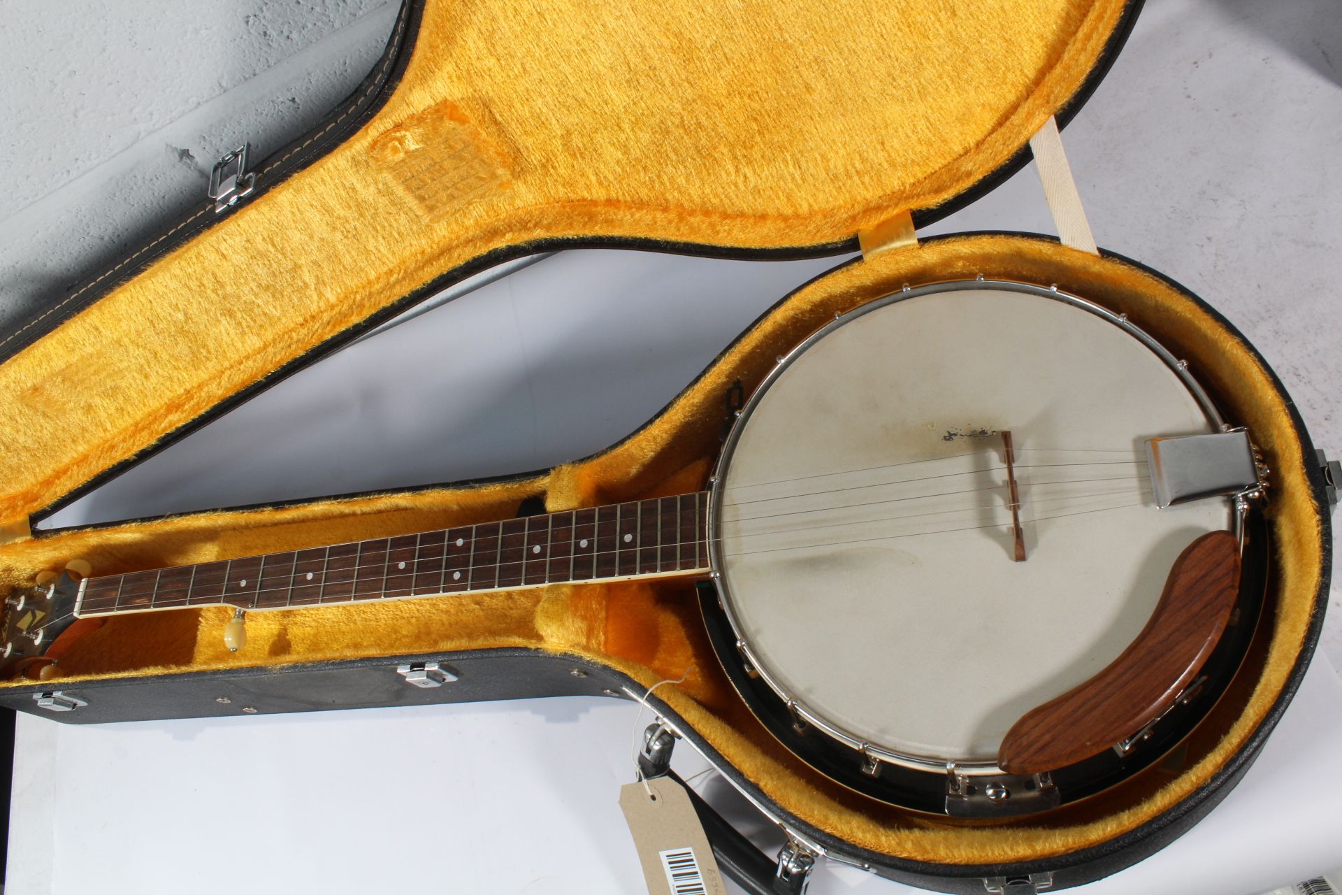 Aria 5-String Banjo - Pre-Owned with Case. - Image 2 of 3