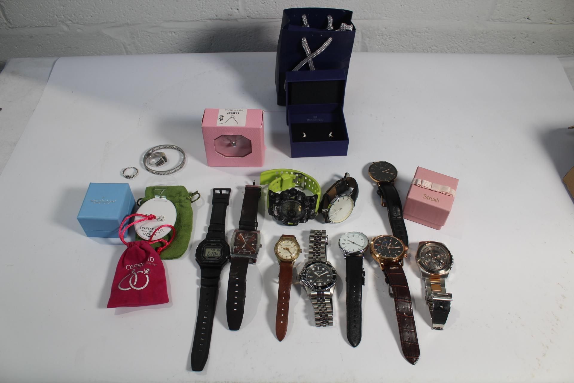 Assortment of Watches and Jewellery Accessories (Eighteen Items Total).