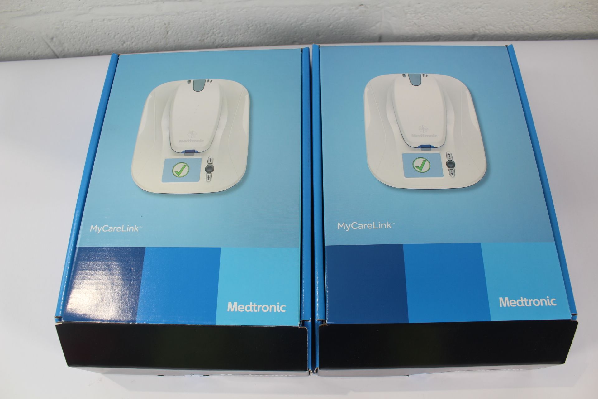 Two Medtronic 24952 MyCareLink Remote Cardiac Heart Devices - Patient Monitors.