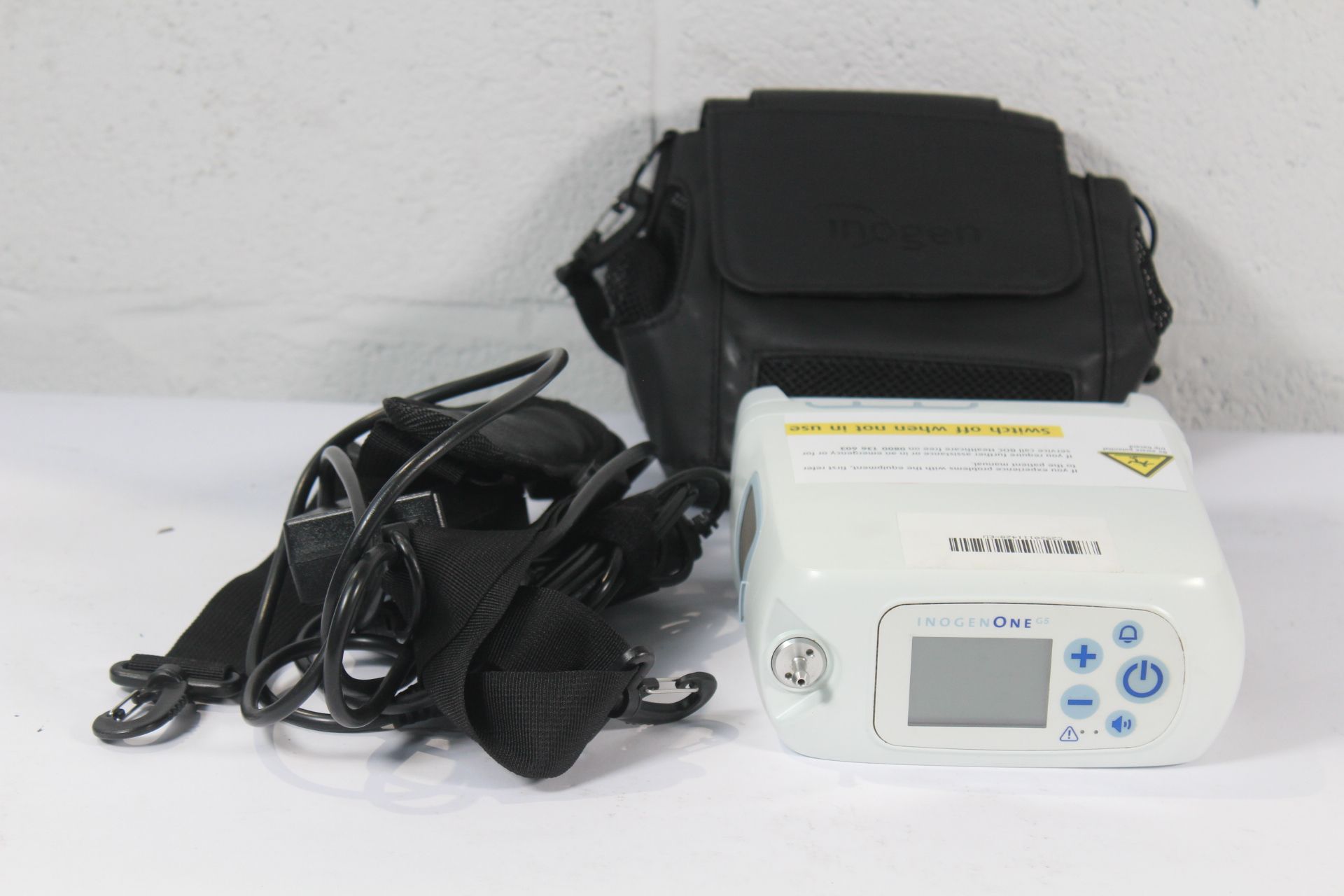 Inogen One G5 Portable Oxygen Concentrator. Pre-owned. Please Note This item is untested and may be