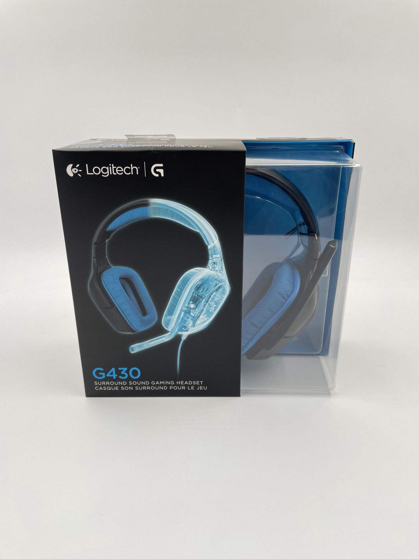 As new Logitech G Series G430 Surround Sound Gaming Headset in Black/Blue (P/N: 981-000536) (Box sea