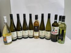 Twelve assorted white wines to include Martin Faixo Picapoll 2019 (13%) x 2, Bauer Gruener Veltliner