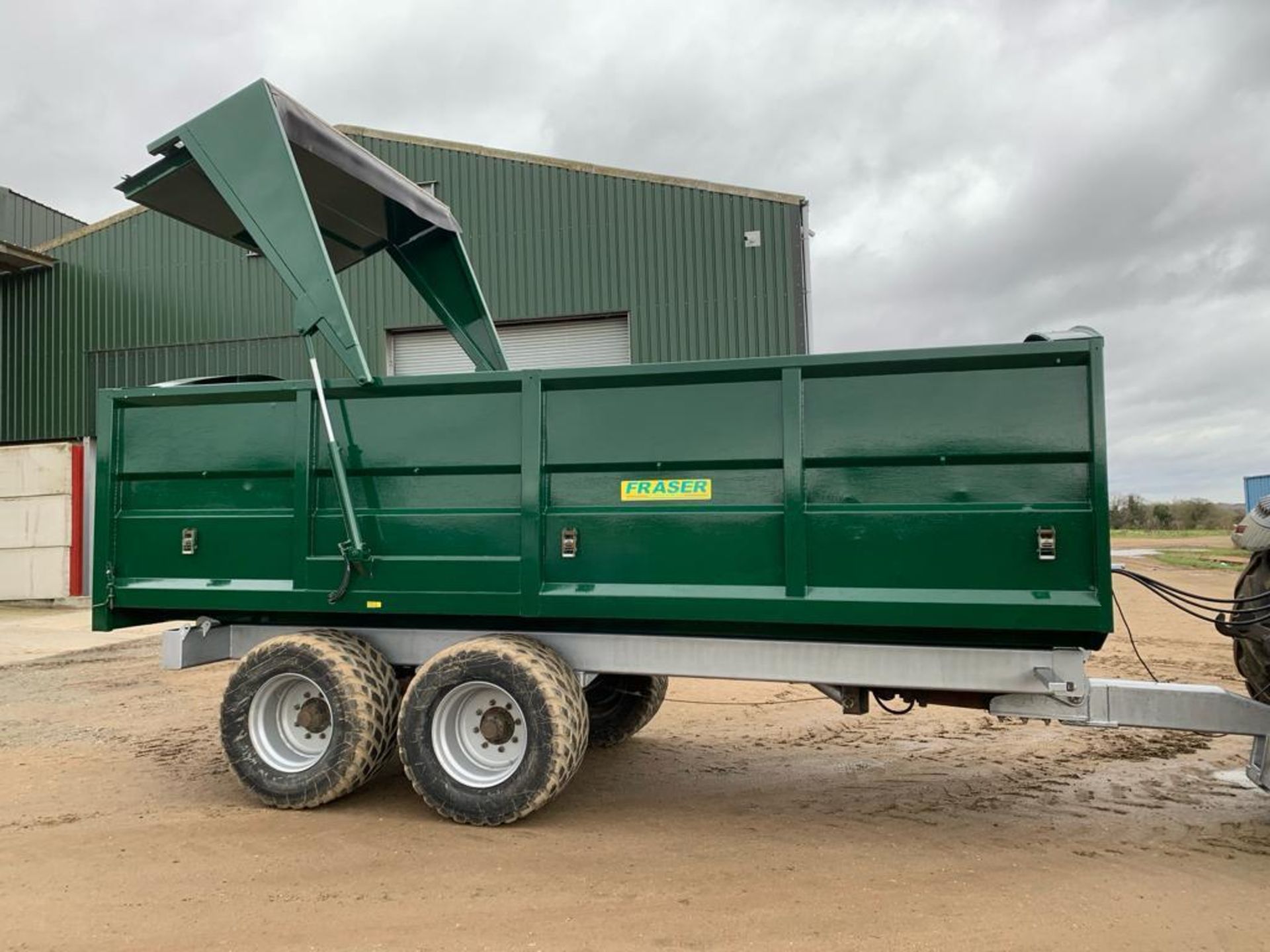 2004 Fraser 14T Grain Trailer - (Norfolk) - Image 2 of 10