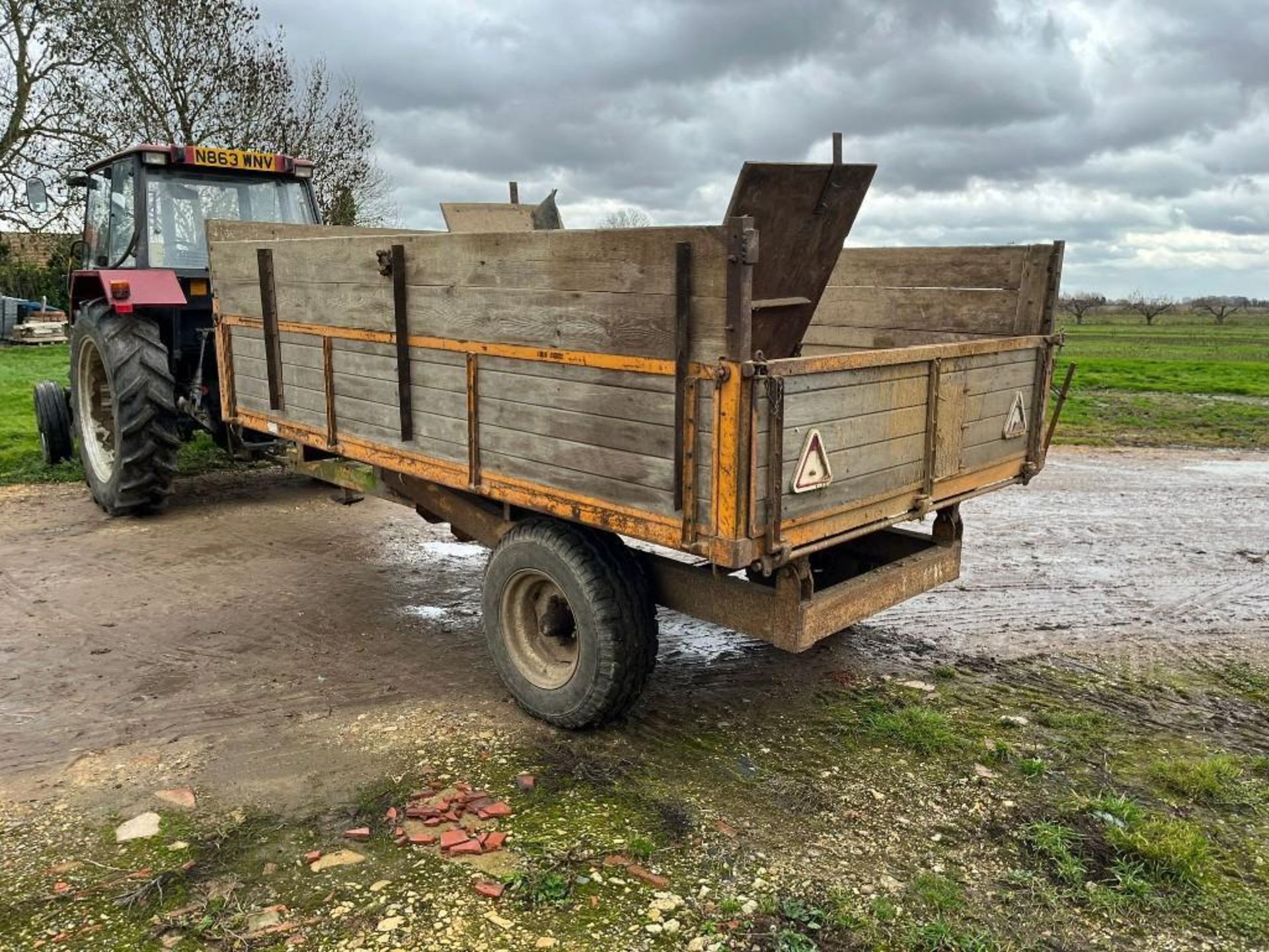 1976 TandF 4T Tipping Trailer - (Cambridgeshire) - Image 4 of 6