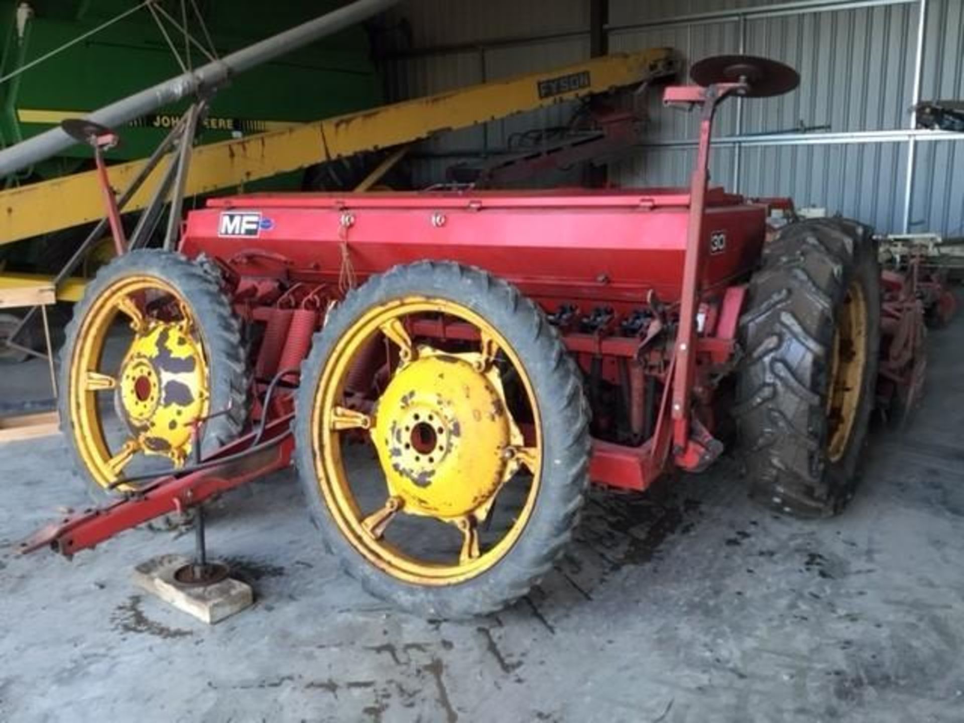 Massey Ferguson 30 Seed Drill - (Cambridgeshire) - Image 2 of 6