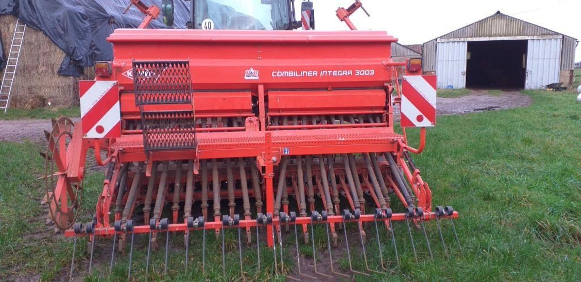 2012 Kuhn Integra 3003 c/w Kuhn CD300 Tine Cultivator - (Lincolnshire) - Image 3 of 10