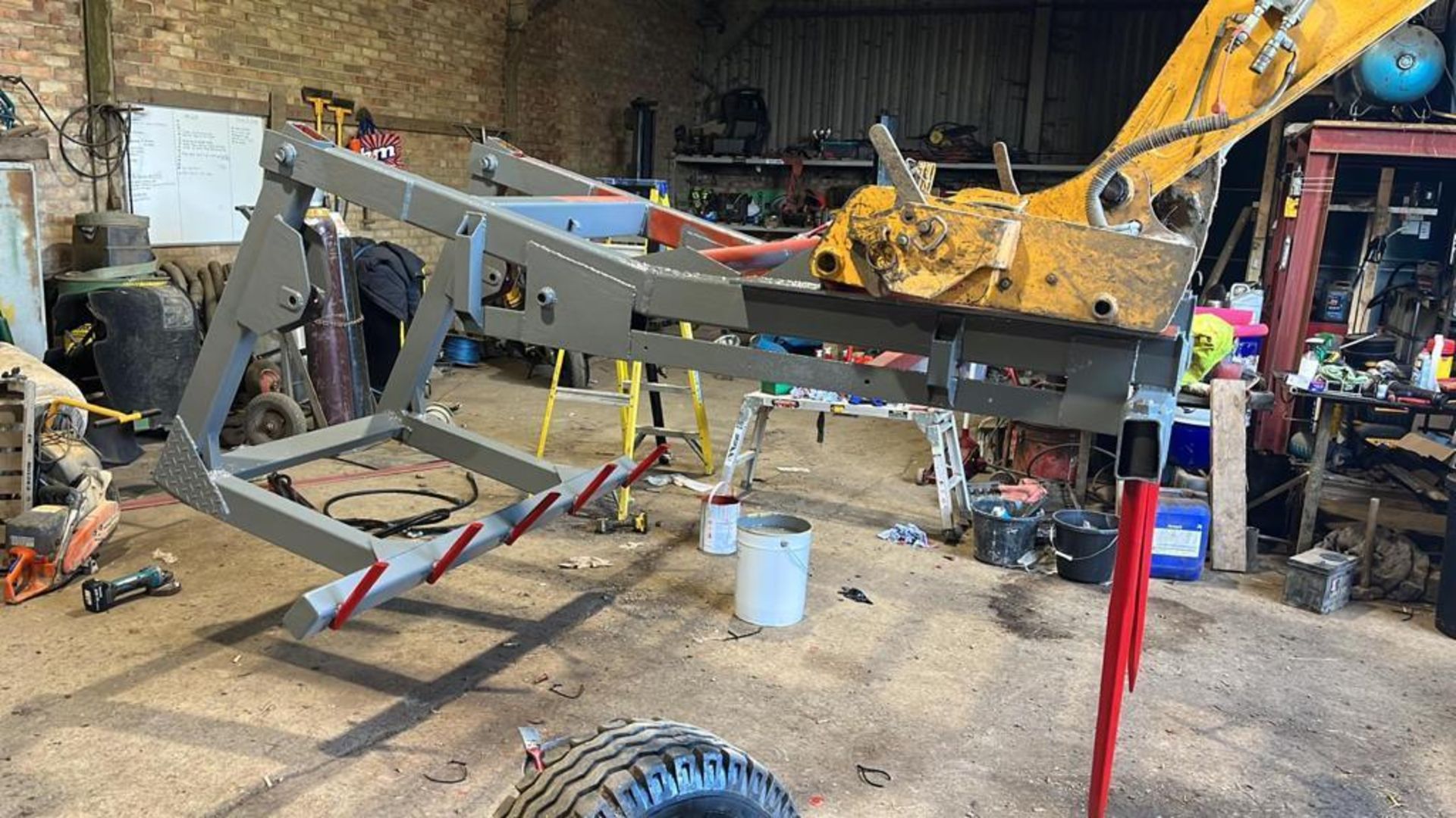 2010 3 Heston Bale Grab - (Cambridgeshire) - Image 2 of 3