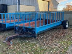 Misc Cattle Feed Trailer - (Warwickshire)