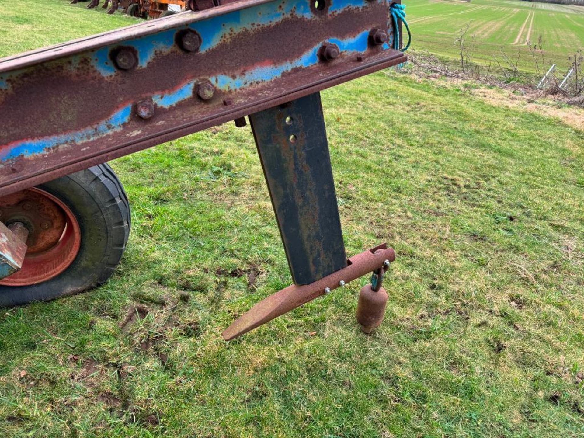 G Miles & Son single leg trailed mole plough - Image 4 of 4