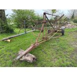 Irrigation pipe trailer, single axle