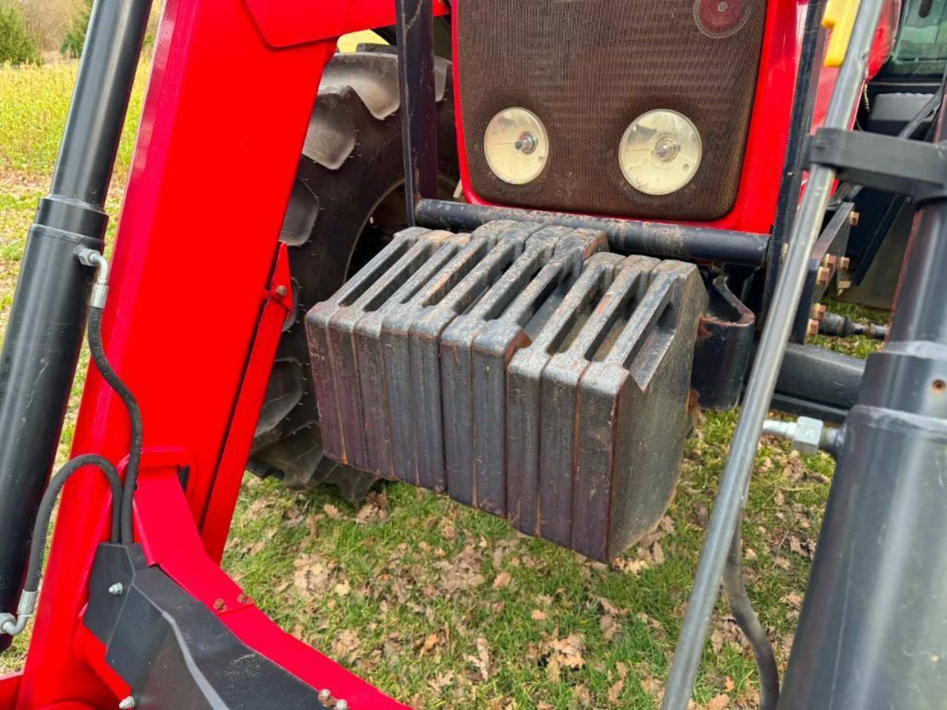 2005 Massey Ferguson 6480 Dynashift 4wd 40kph tractor with 3 manual spools, 10No front wafer weights - Image 24 of 26