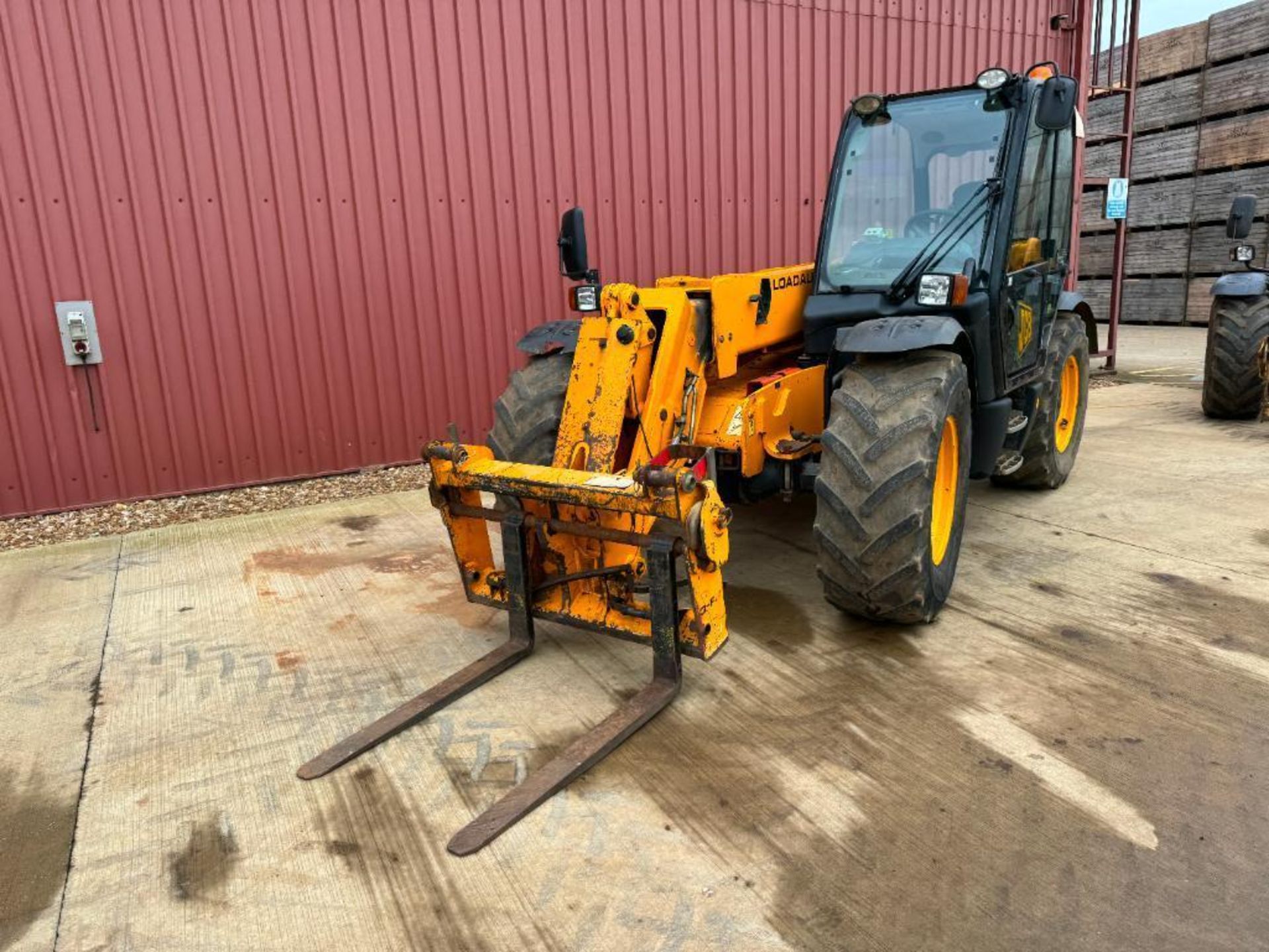 2008 JCB 531-70 Agri-Super Loadall with Q-fit headstock, air conditioned cab and pallet tines on Mic - Bild 3 aus 16