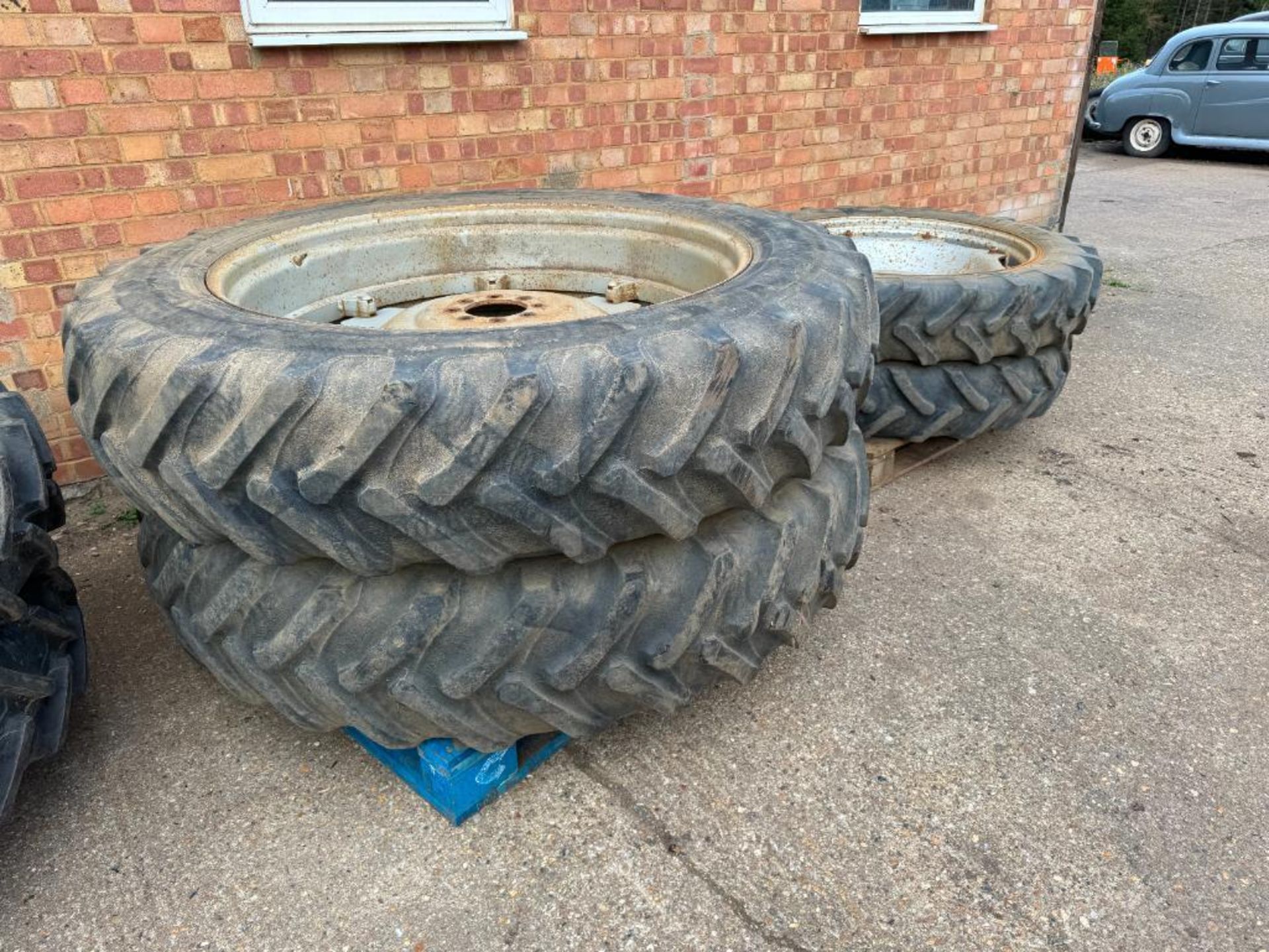 Set Alliance 14.9R46 rear and Alliance 11.2R36 front row crop wheels and tyres on Massey Ferguson ce - Image 2 of 7