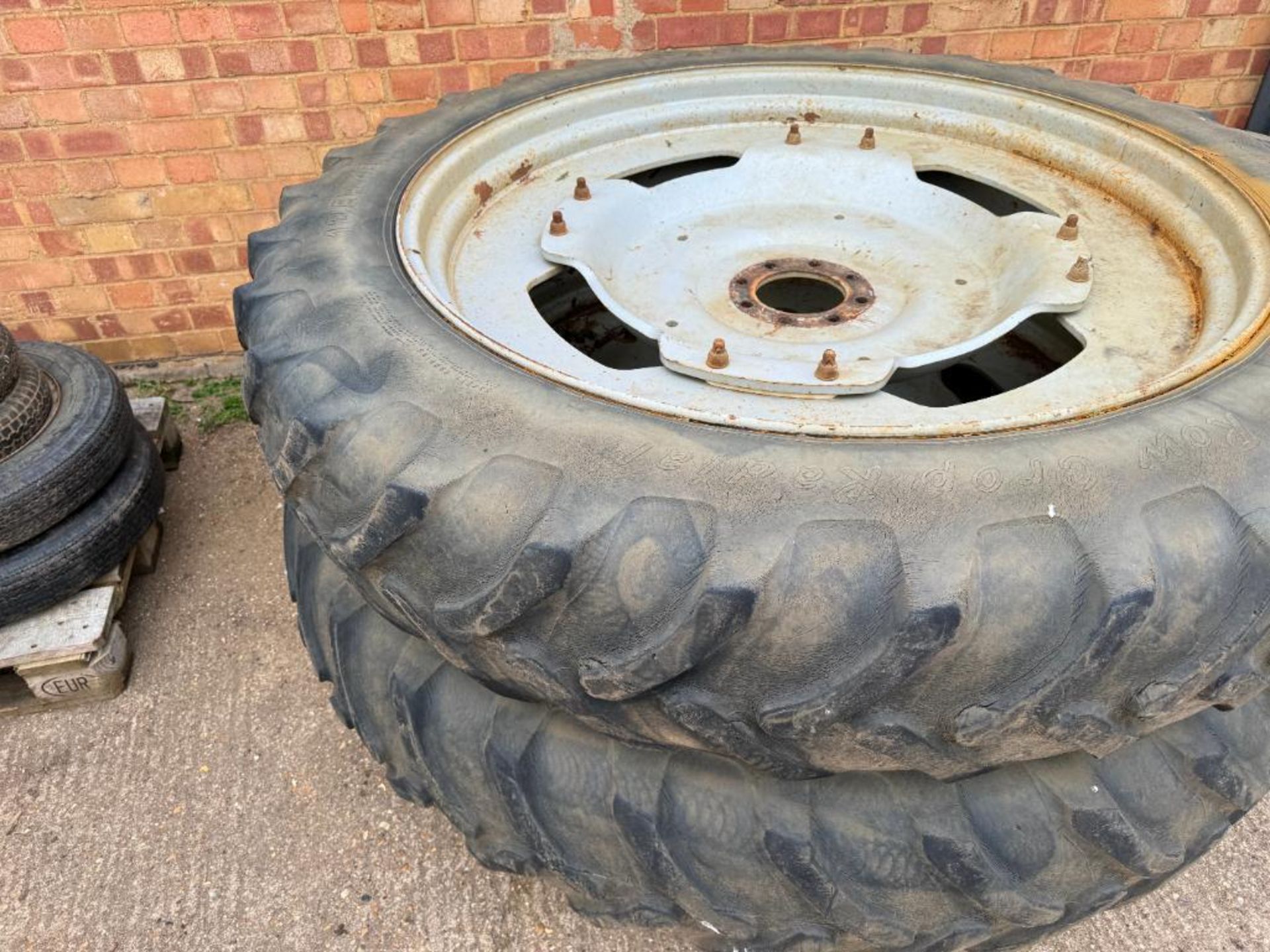 Set Alliance 13.6R48 rear and BKT 11.2R36 front row crop wheels and tyres on Massey Ferguson centres - Image 3 of 8