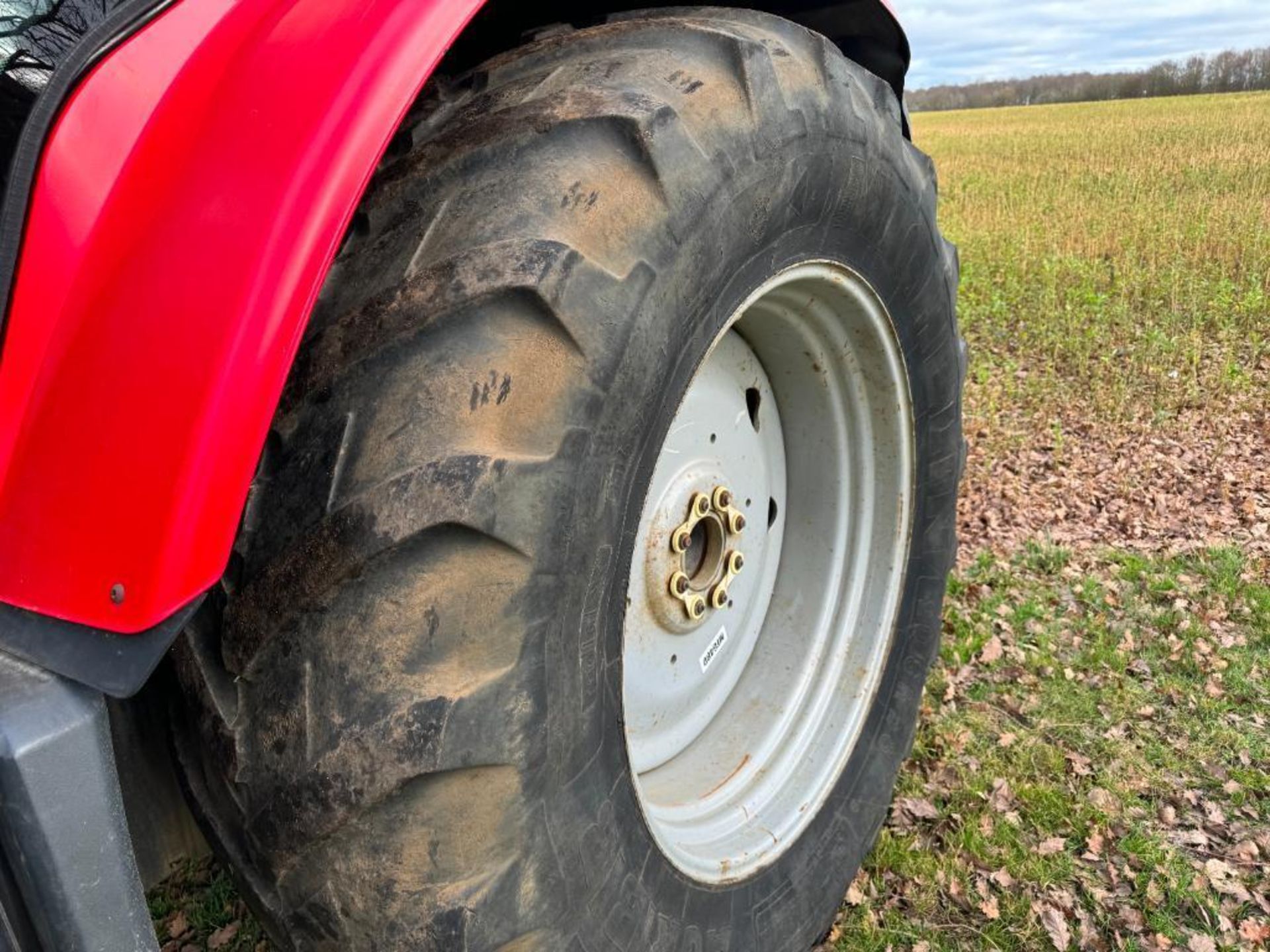 2005 Massey Ferguson 6480 Dynashift 4wd 40kph tractor with 3 manual spools, 10No front wafer weights - Bild 13 aus 26