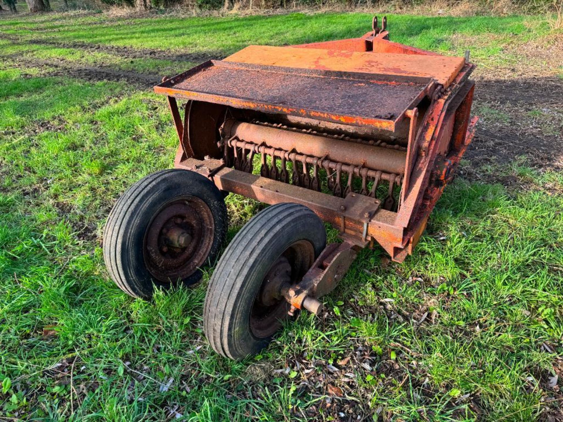 Wilder RC8 onion flail topper with spare blades, linkage mounted. Serial No: 3452 NB: Manual in offi - Image 6 of 8