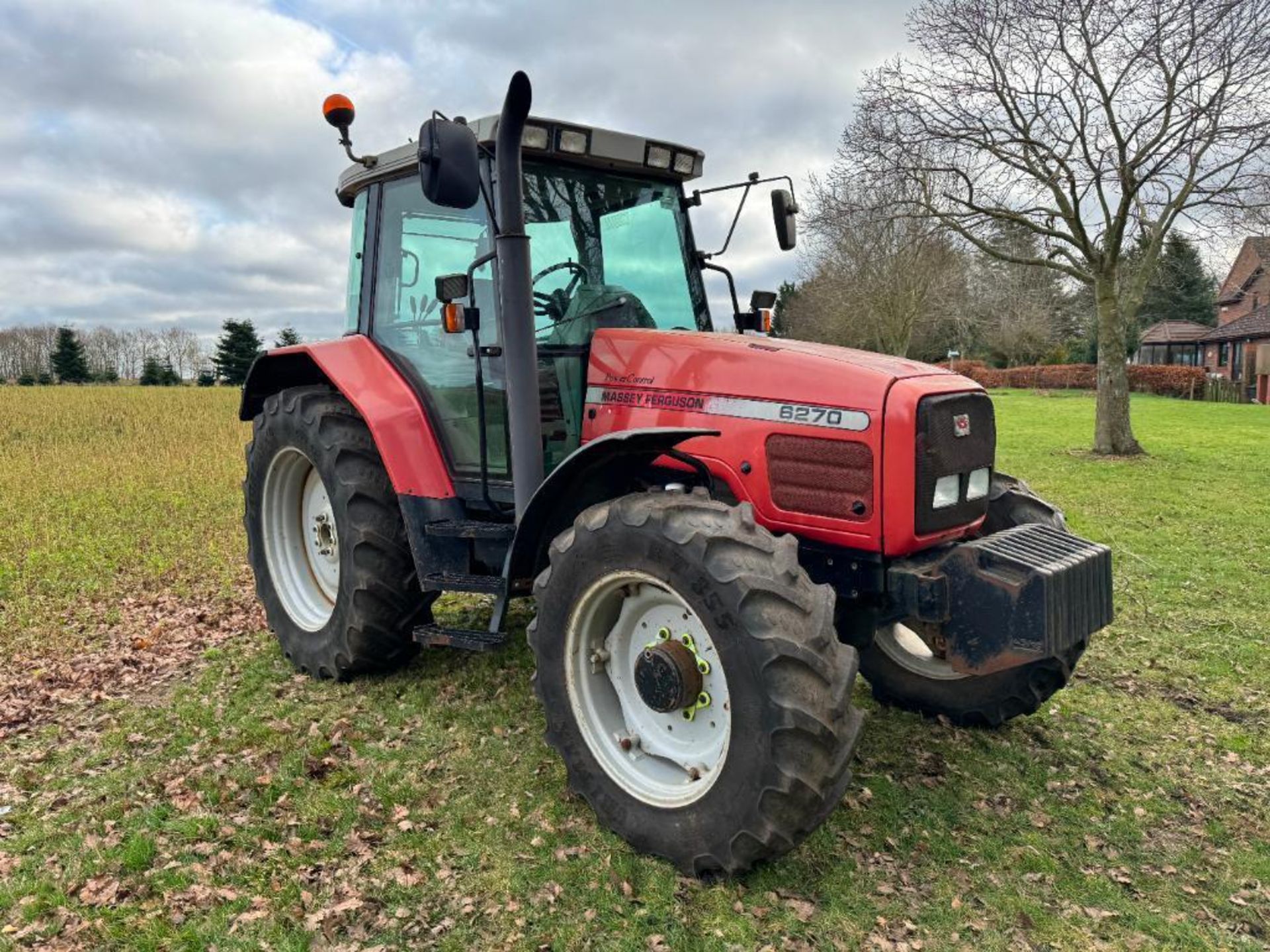 2002 Massey Ferguson 6270 Power Control 4wd tractor with 3 manual spools, 10No front wafer weights o - Image 18 of 26