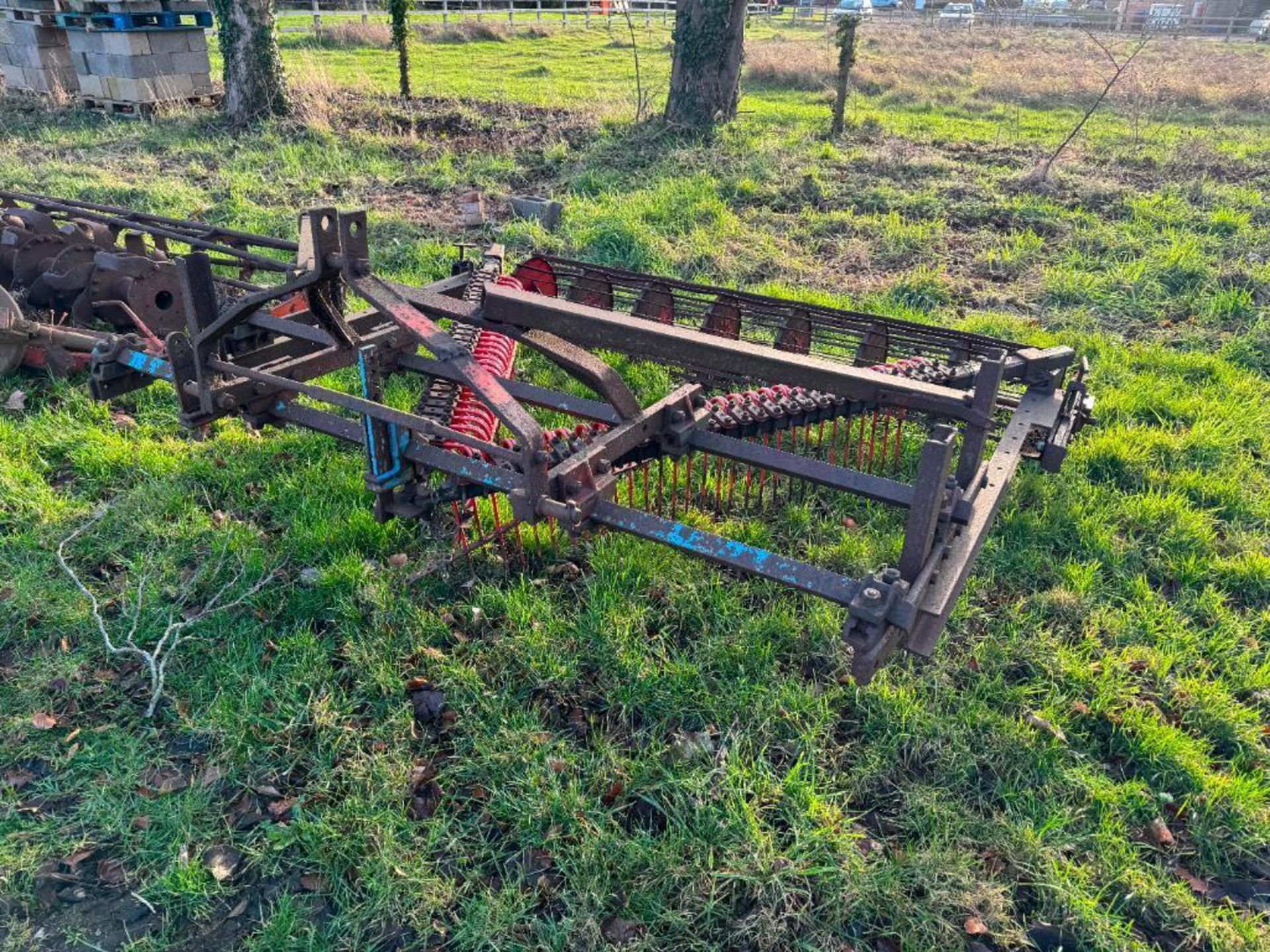 Farm-made destoning 7ft cultivator with rear crumbler, linkage mounted - Image 2 of 4